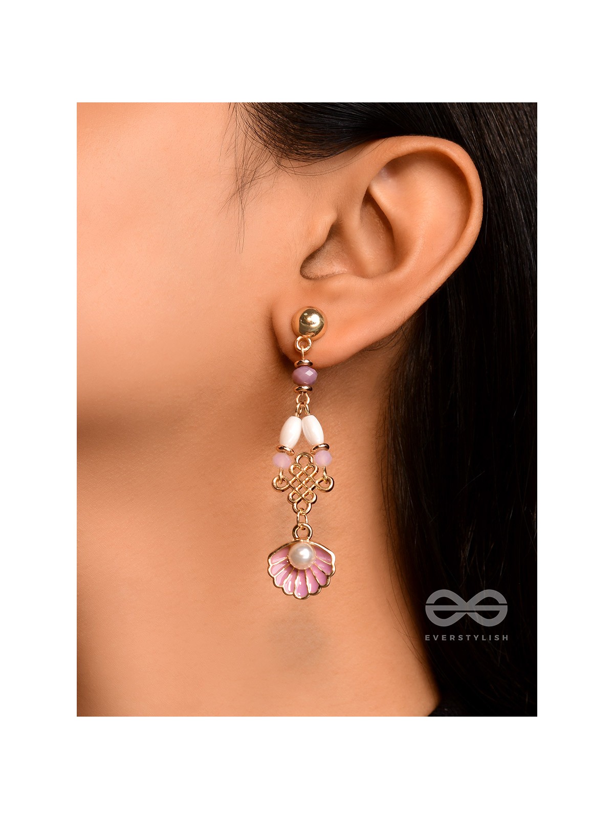 The 'Shell'bound- Golden Pearl Earrings