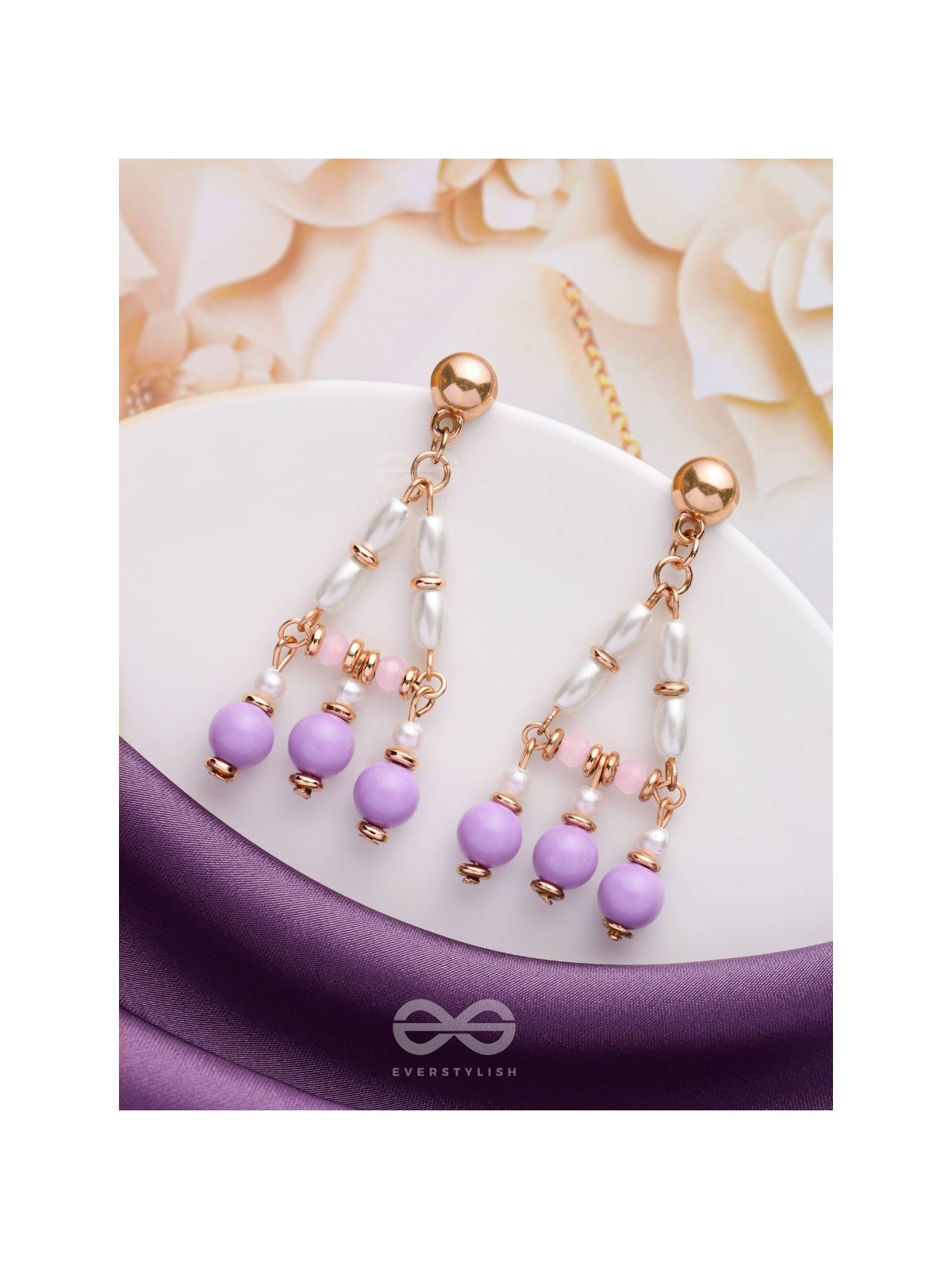 THE ETHEREAL ECHOES - LAVENDER AND WHITE BEADED EARRINGS