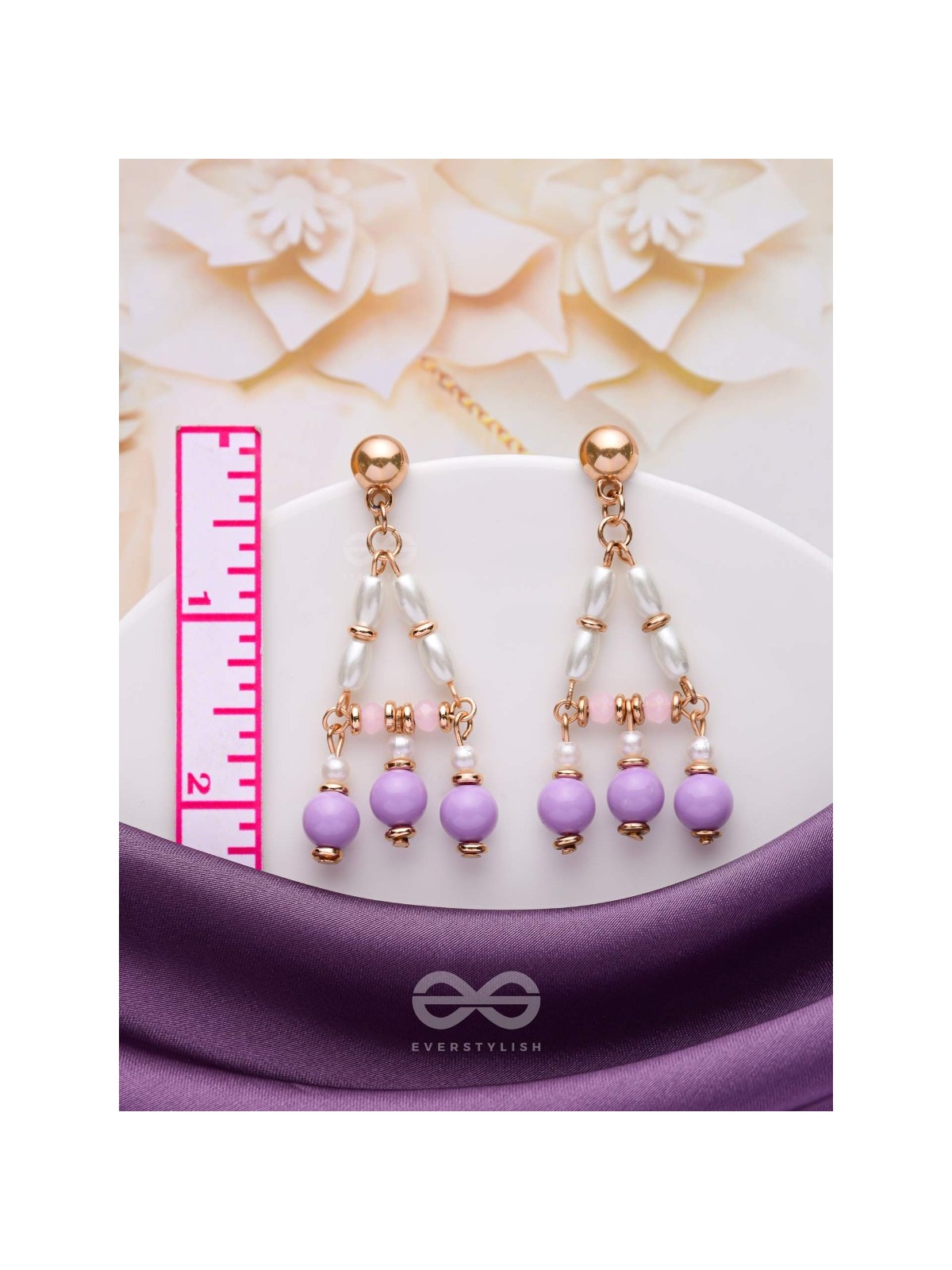 THE ETHEREAL ECHOES - LAVENDER AND WHITE BEADED EARRINGS