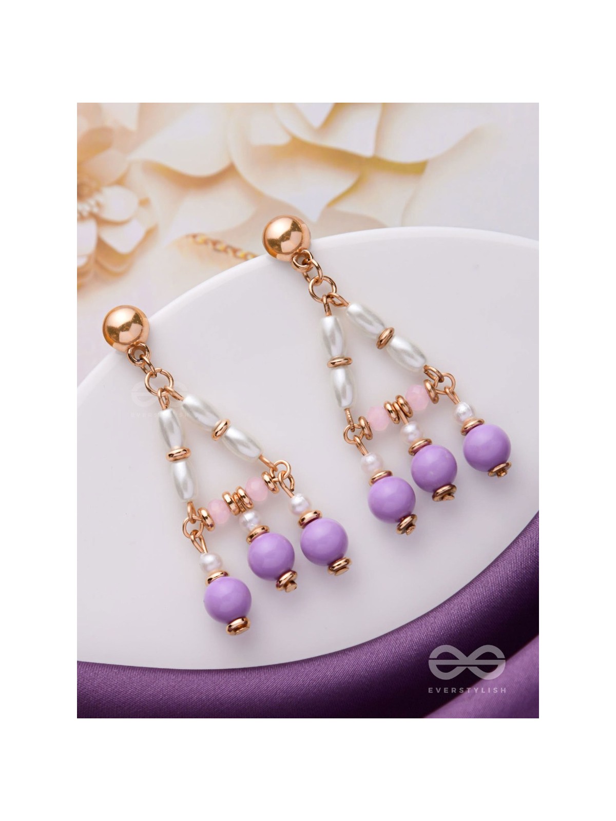THE ETHEREAL ECHOES - LAVENDER AND WHITE BEADED EARRINGS