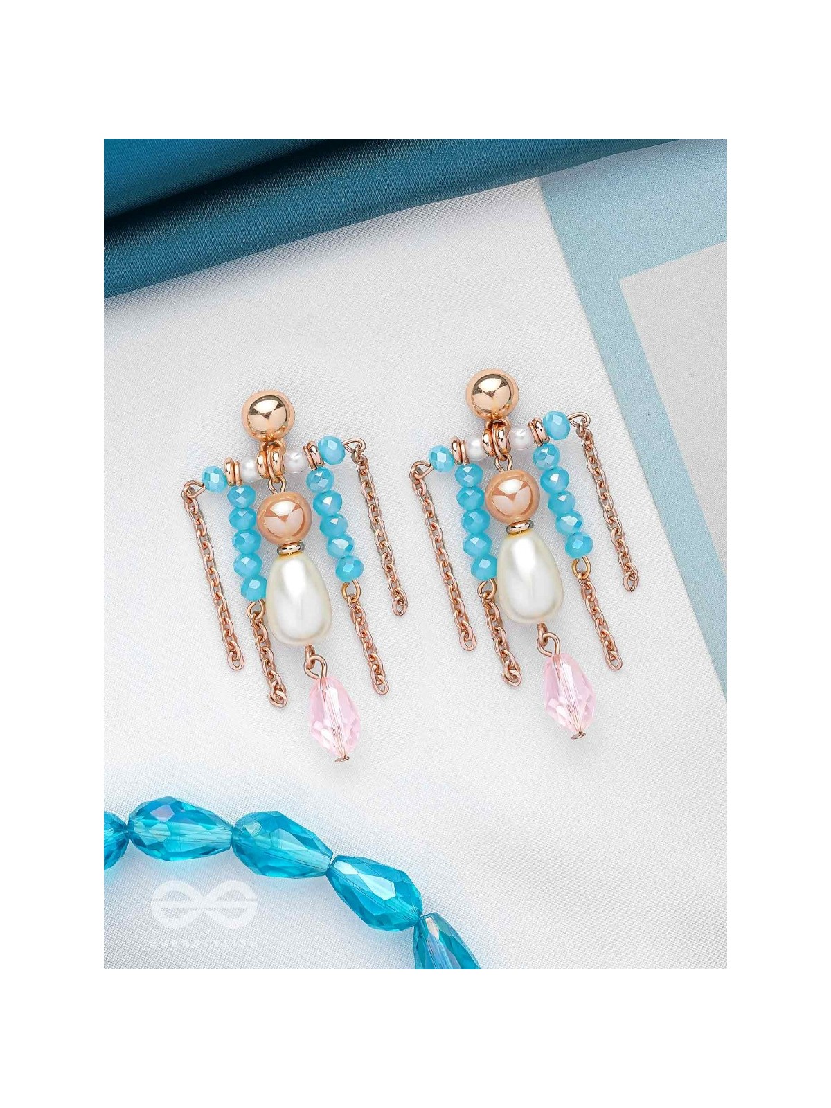 THE SHIMMERING SEAS - ELEGANT DROP EARRINGS