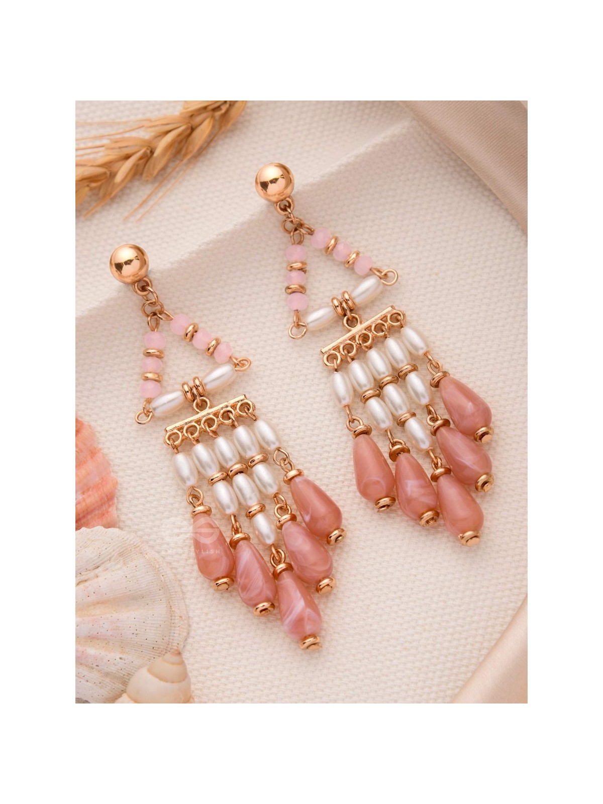 THE MYSTERIOUS SKIES - PEARLS STATEMENT EARRINGS (PEACH AND WHITE)