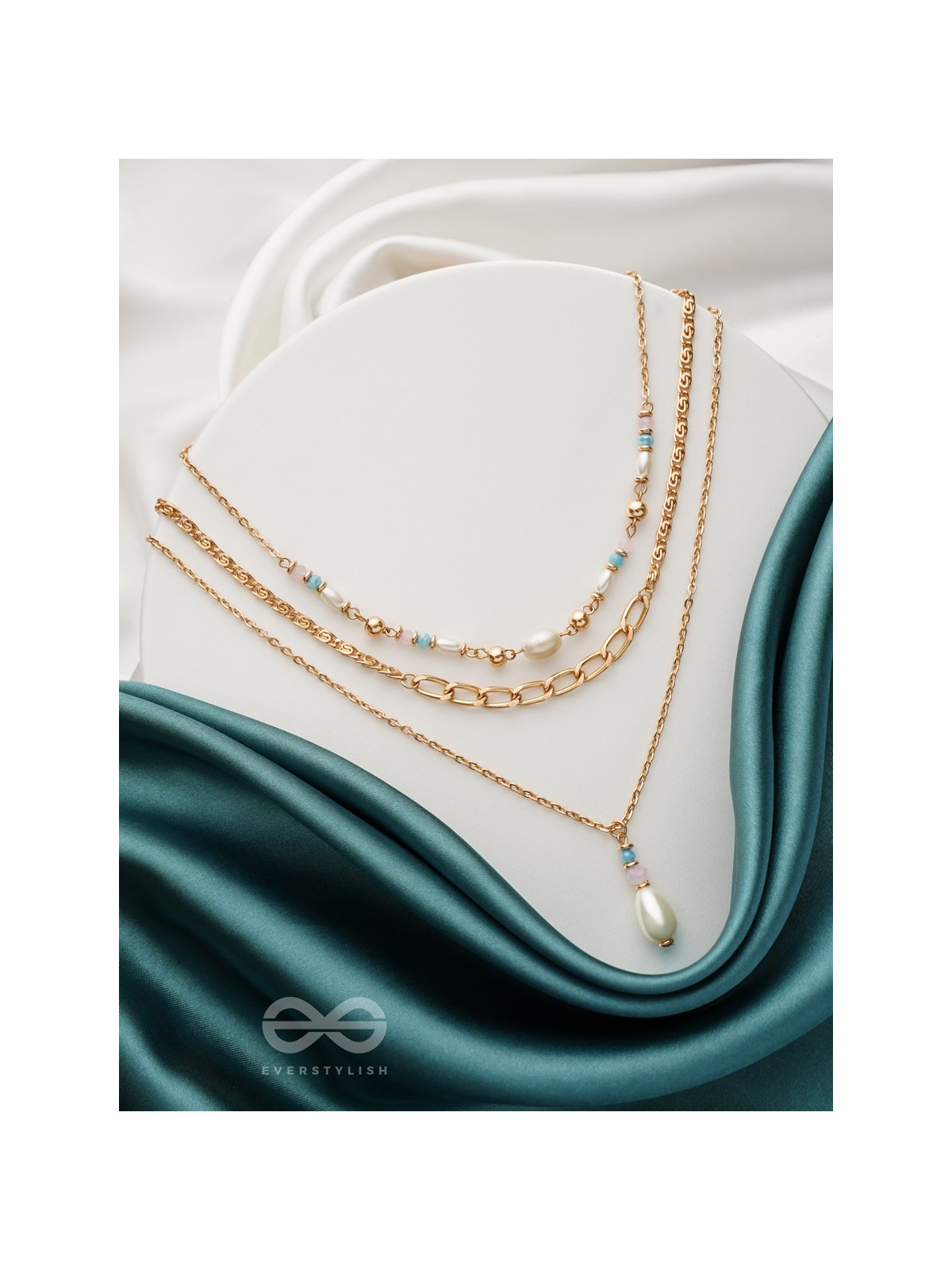 THE BLING BRIGADE - GOLDEN LAYERED NECKLACE With Anti-Tarnish Coating