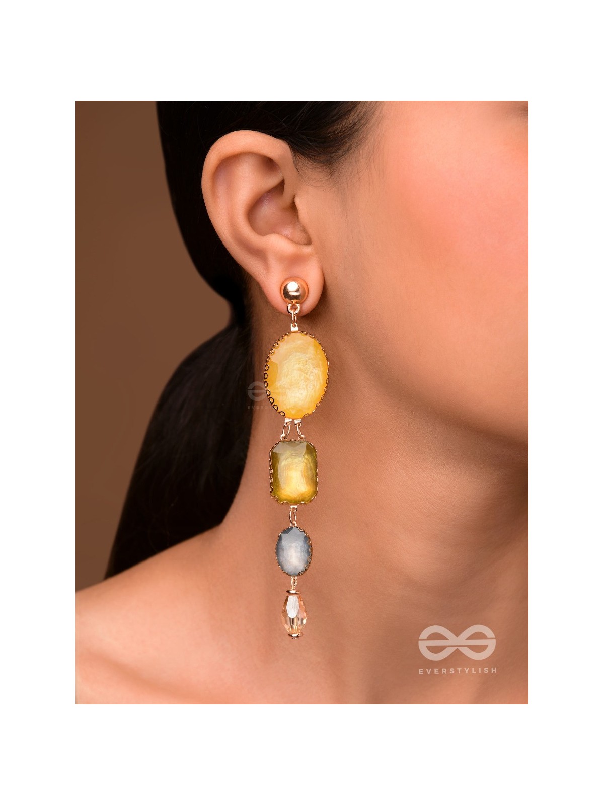THE SWEET SUNSHOWER - GOLDEN EMBELLISHED EARRINGS