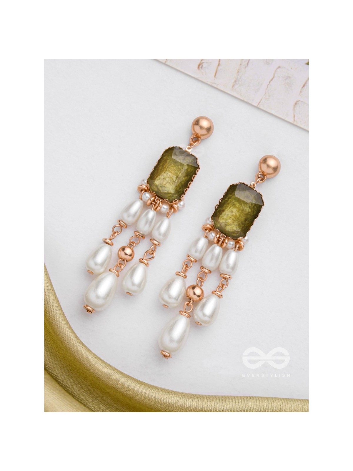 PERFECT PEARLED PARADISE - GOLDEN DROP PEARL EARRINGS