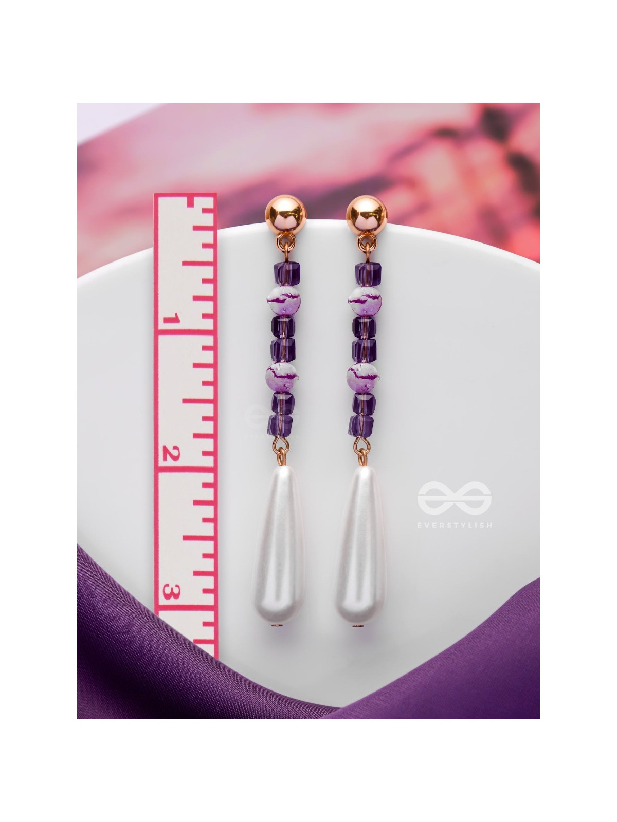 THE SOFT LAVENDER - CLASSIC DROP EARRINGS