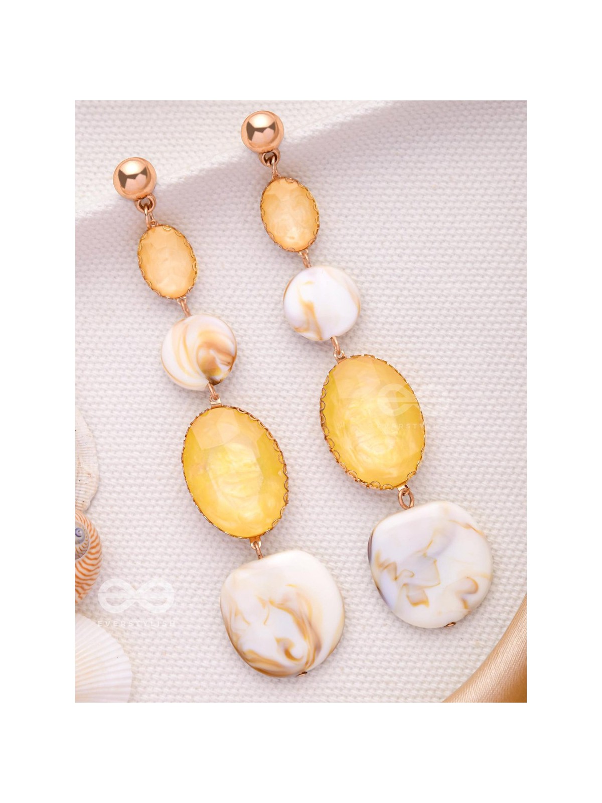 SUN-KISSED SHELL - CLASSIC DROP EARRINGS