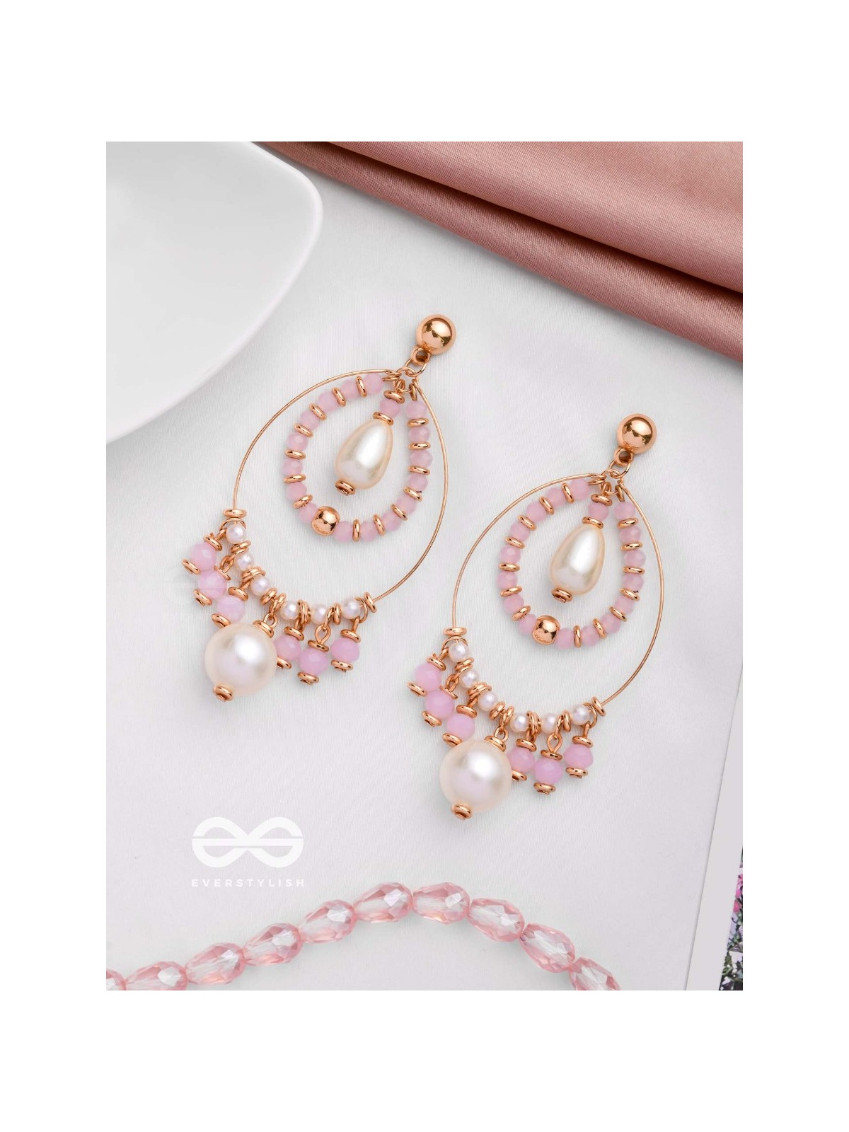 THE PINKING PEARLS - CLASSIC PEARL EARRINGS