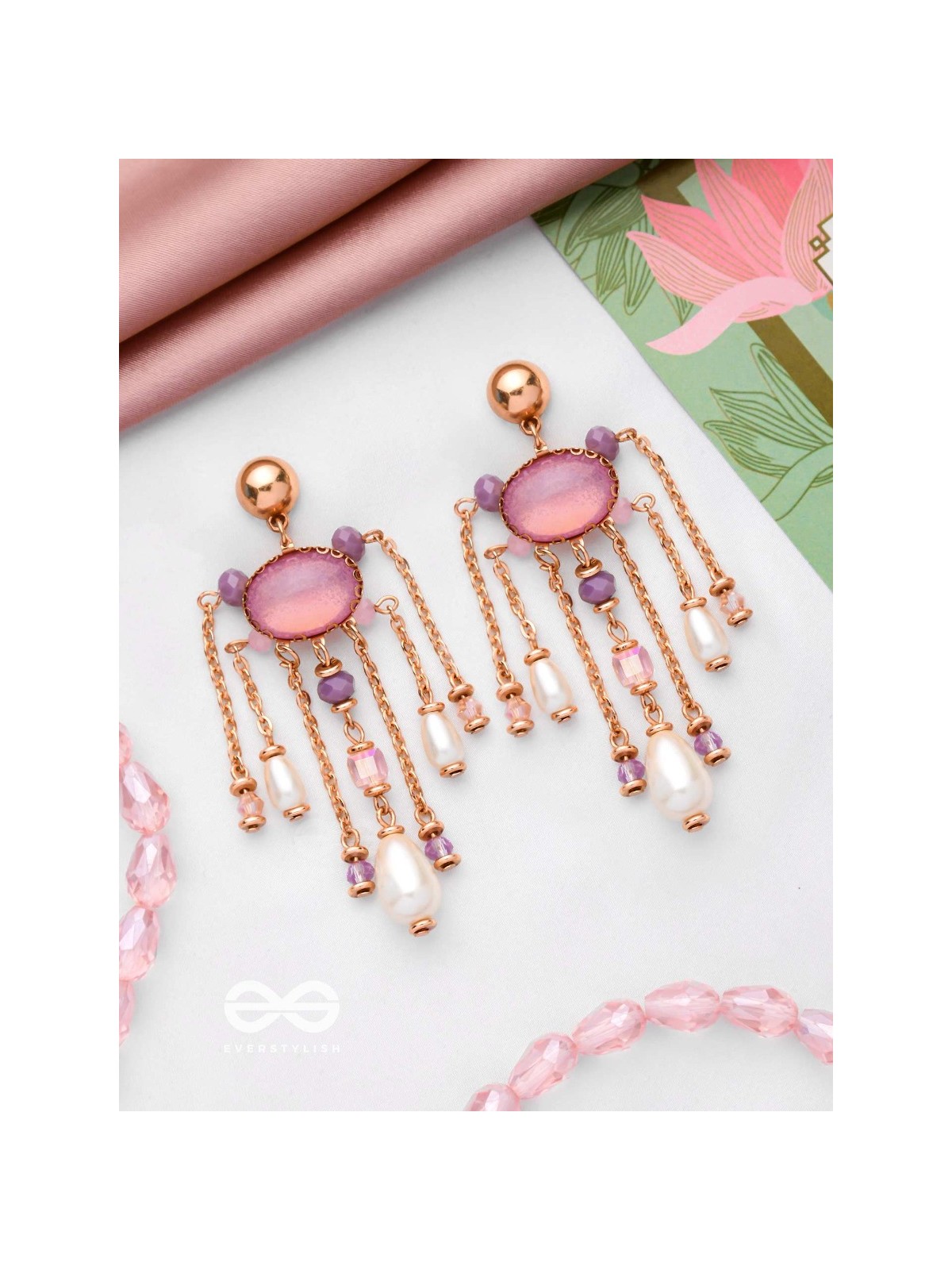 THE SHOWER OF ELEGANCE - CLASSIC PEARL EARRINGS