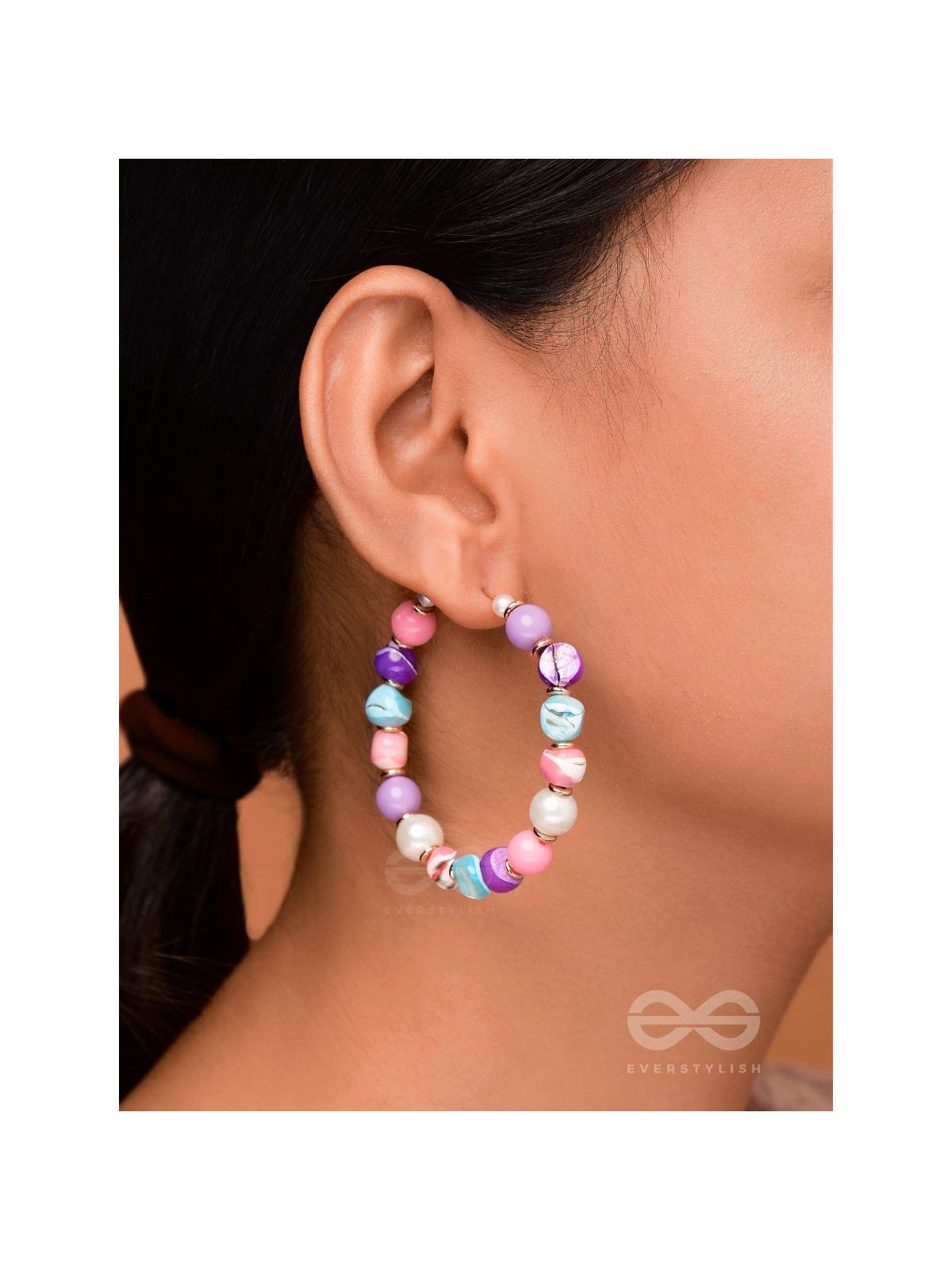 FUNKY FUNFAIR FANTASY - CUTE HOOP EARRINGS