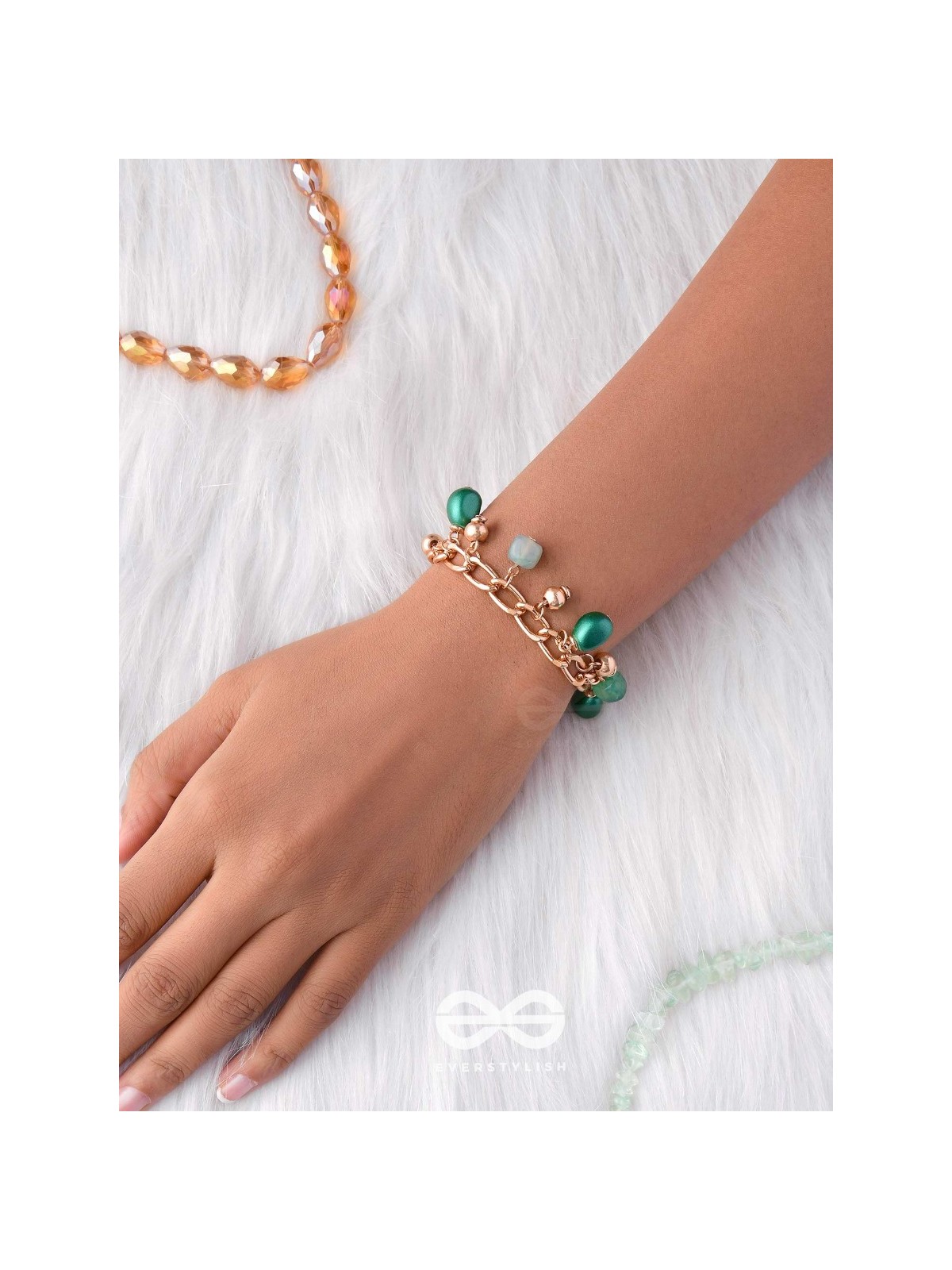 THE VIBRANT VINEYARD - GOLDEN BOLD BRACELET