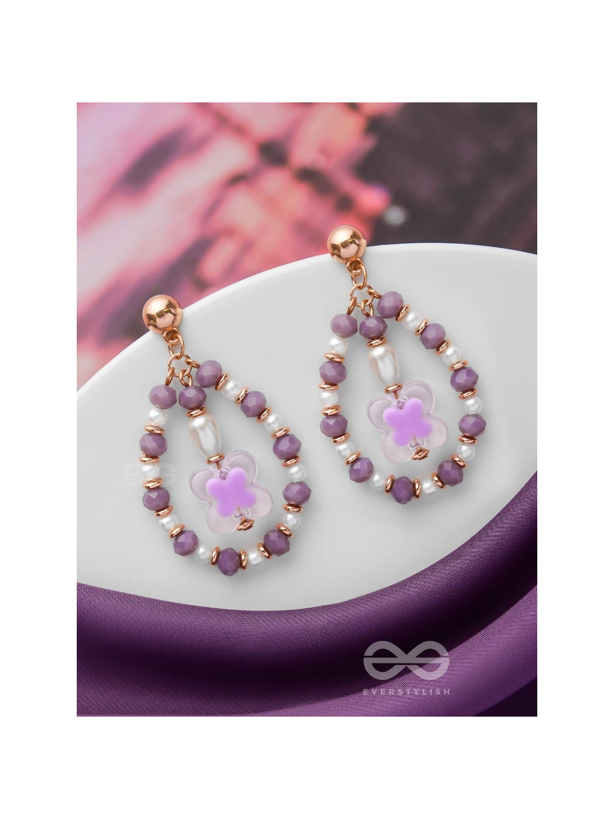 BOTANICAL BLISSFUL BEAUTIES - CLASSIC MODERN EARRINGS