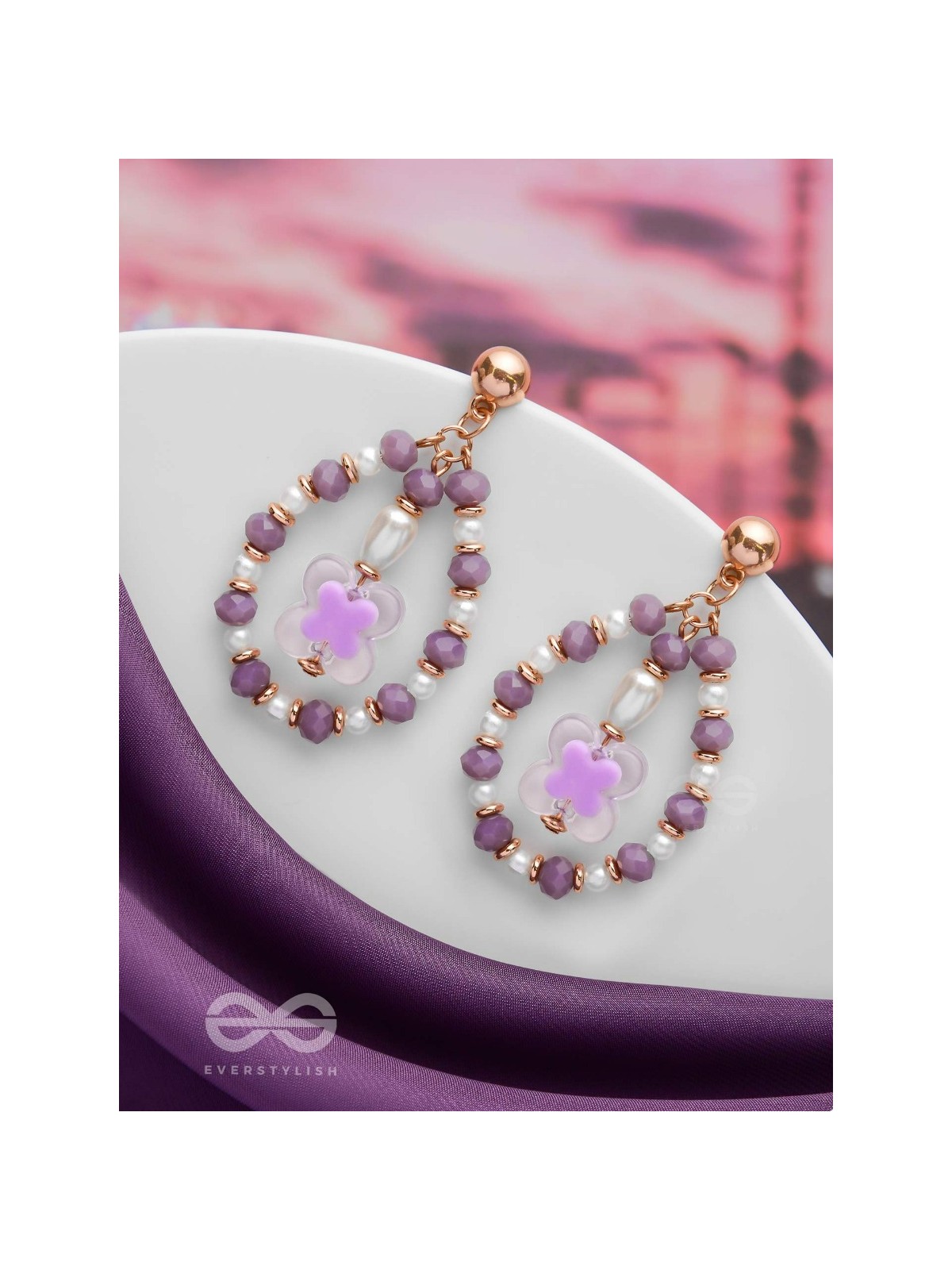 BOTANICAL BLISSFUL BEAUTIES - CLASSIC MODERN EARRINGS