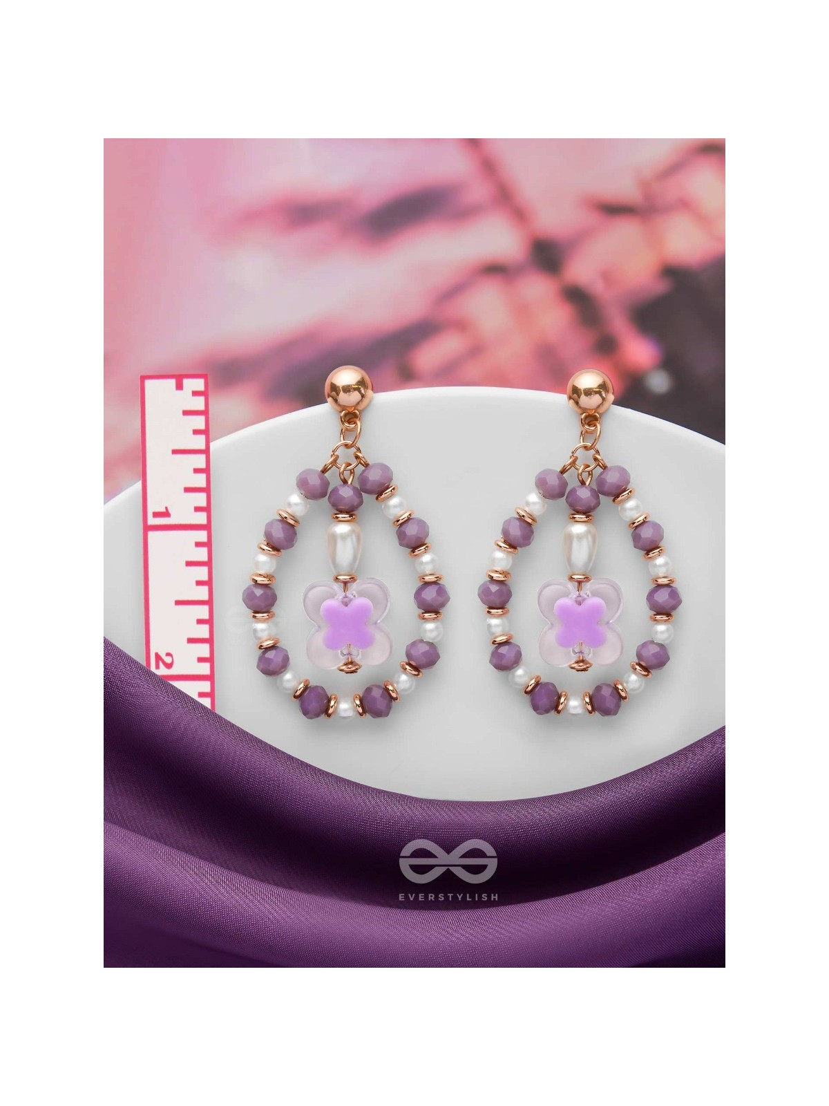 BOTANICAL BLISSFUL BEAUTIES - CLASSIC MODERN EARRINGS