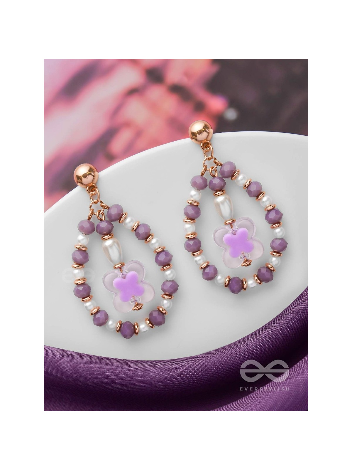 BOTANICAL BLISSFUL BEAUTIES - CLASSIC MODERN EARRINGS