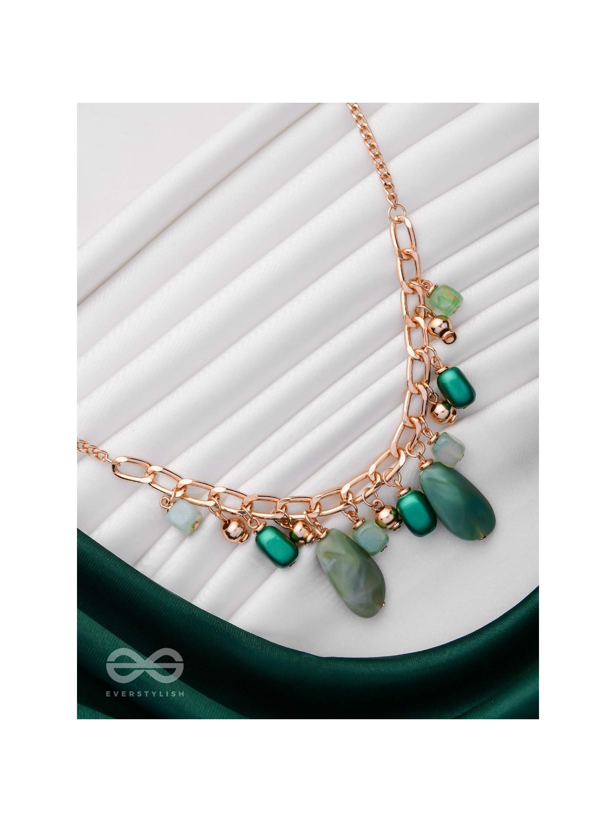 The Green Dream - Golden Chunky Neckpiece With Anti-Tarnish Coating 