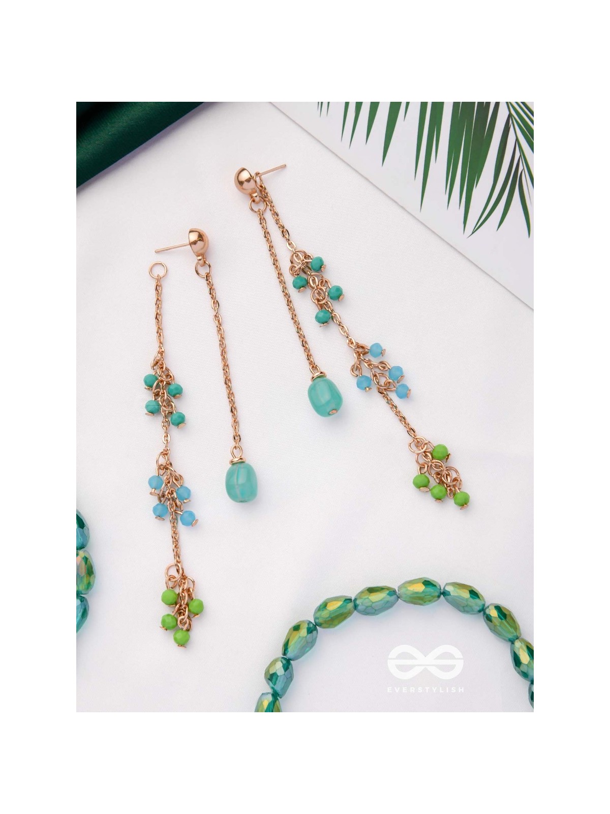 THE SONG OF AVES - GOLDEN DROP EARRING