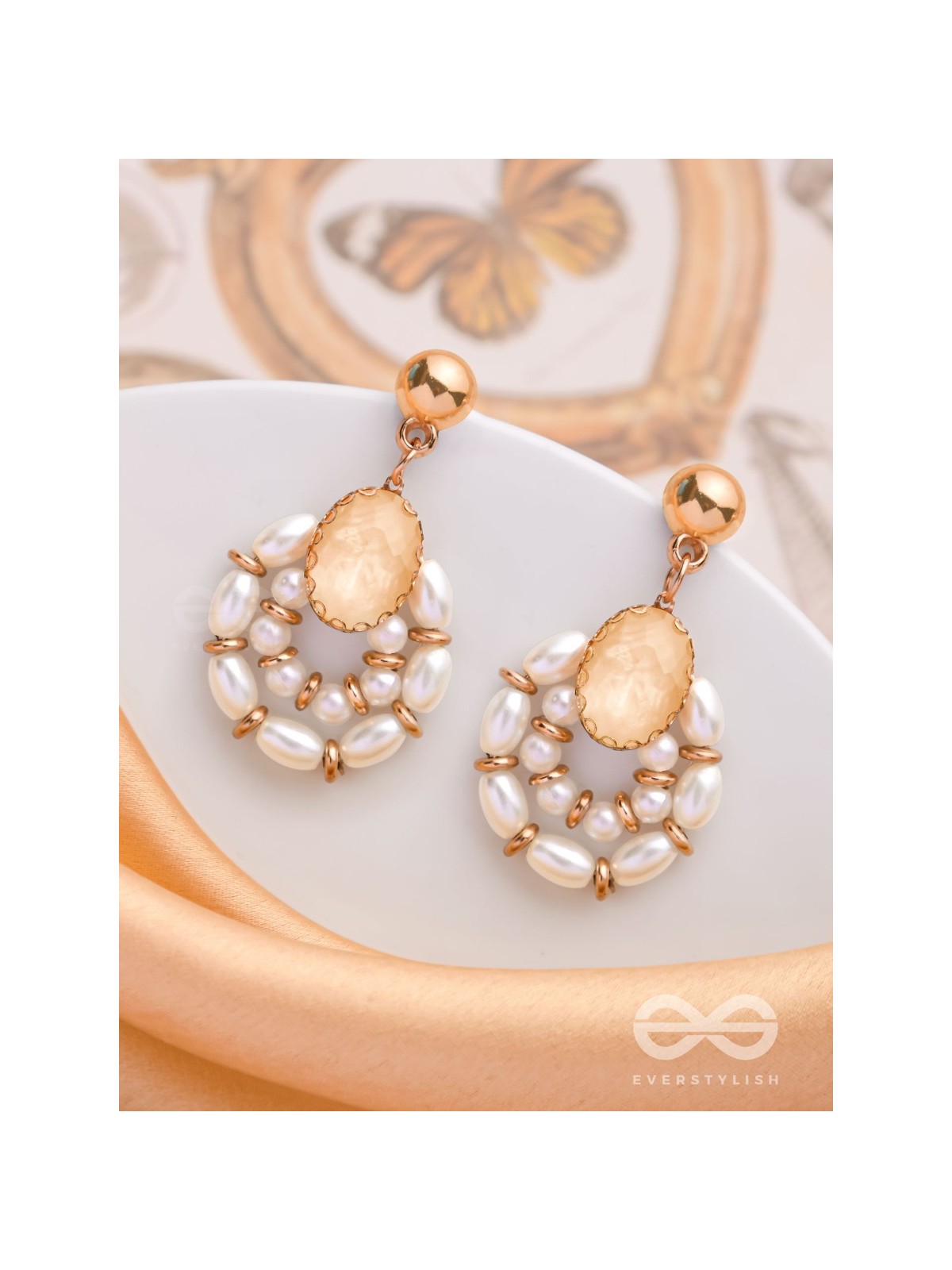 THE IVORY ELEGANCE - ELEGANT DROP EARRINGS (GOLDEN)