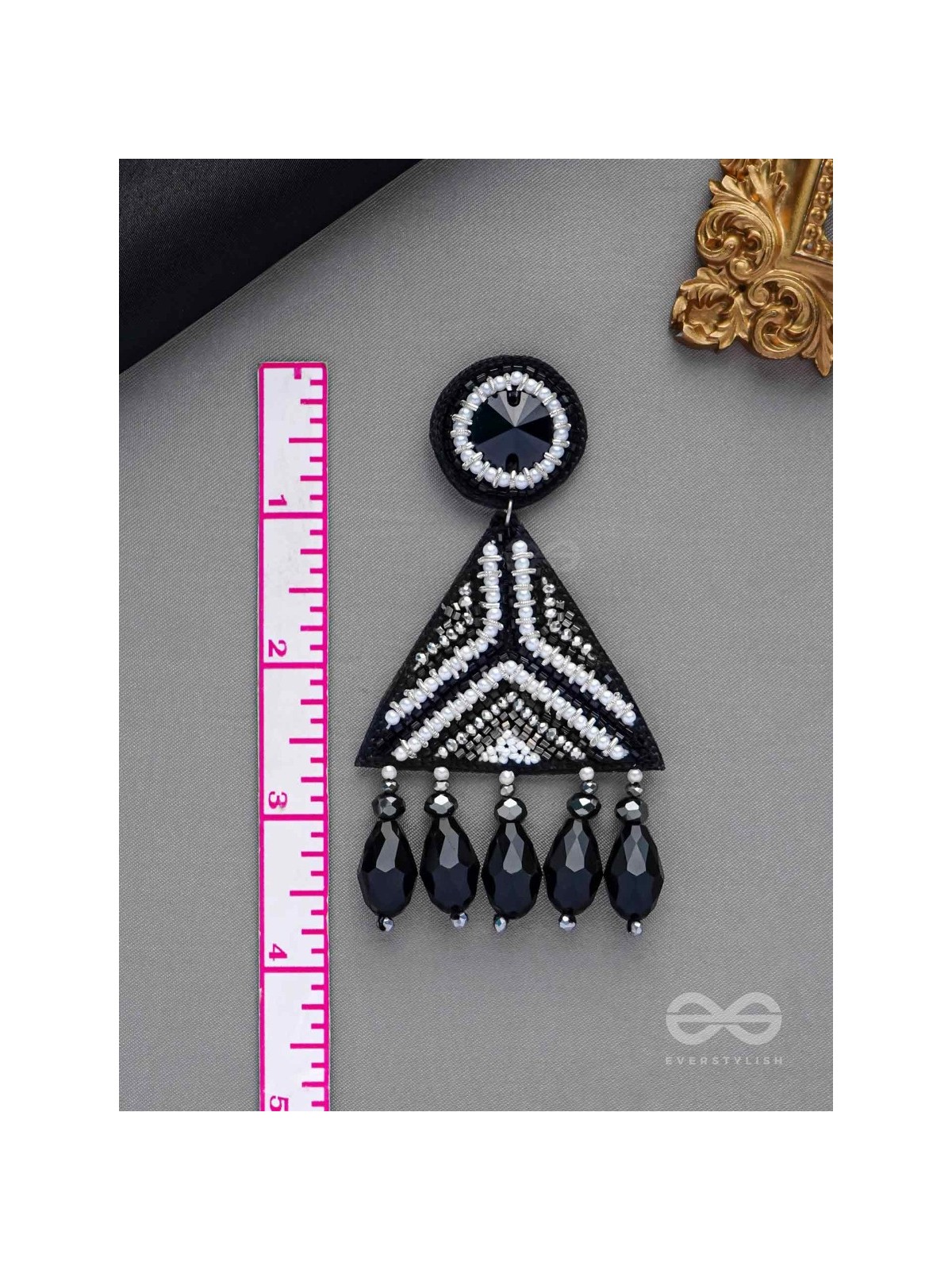 Shwetaka - The Gleaming Night - Stone, Beads And Glass Drops Hand Embroidered Earrings (Black & White)