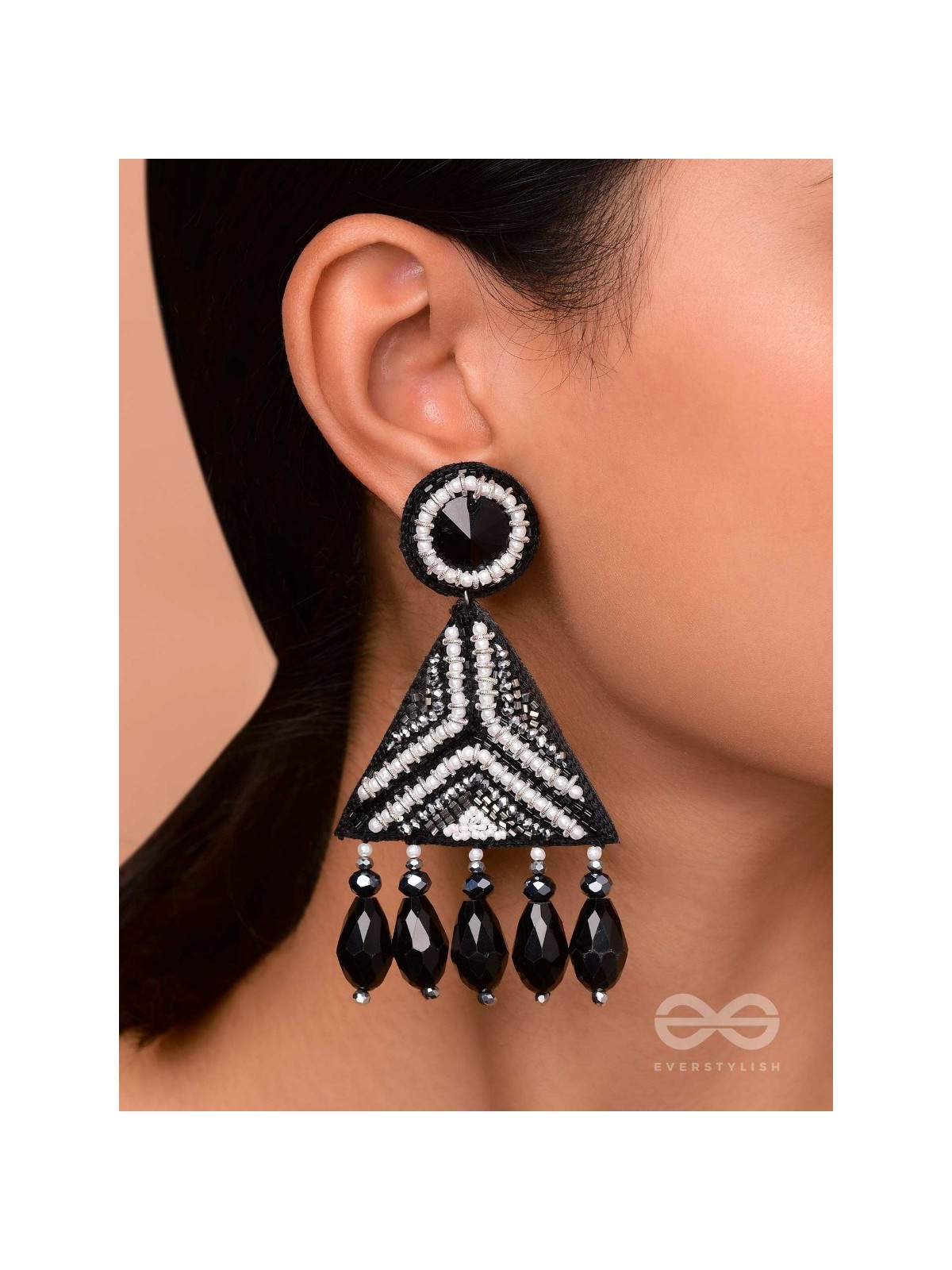 Shwetaka - The Gleaming Night - Stone, Beads And Glass Drops Hand Embroidered Earrings (Black & White)