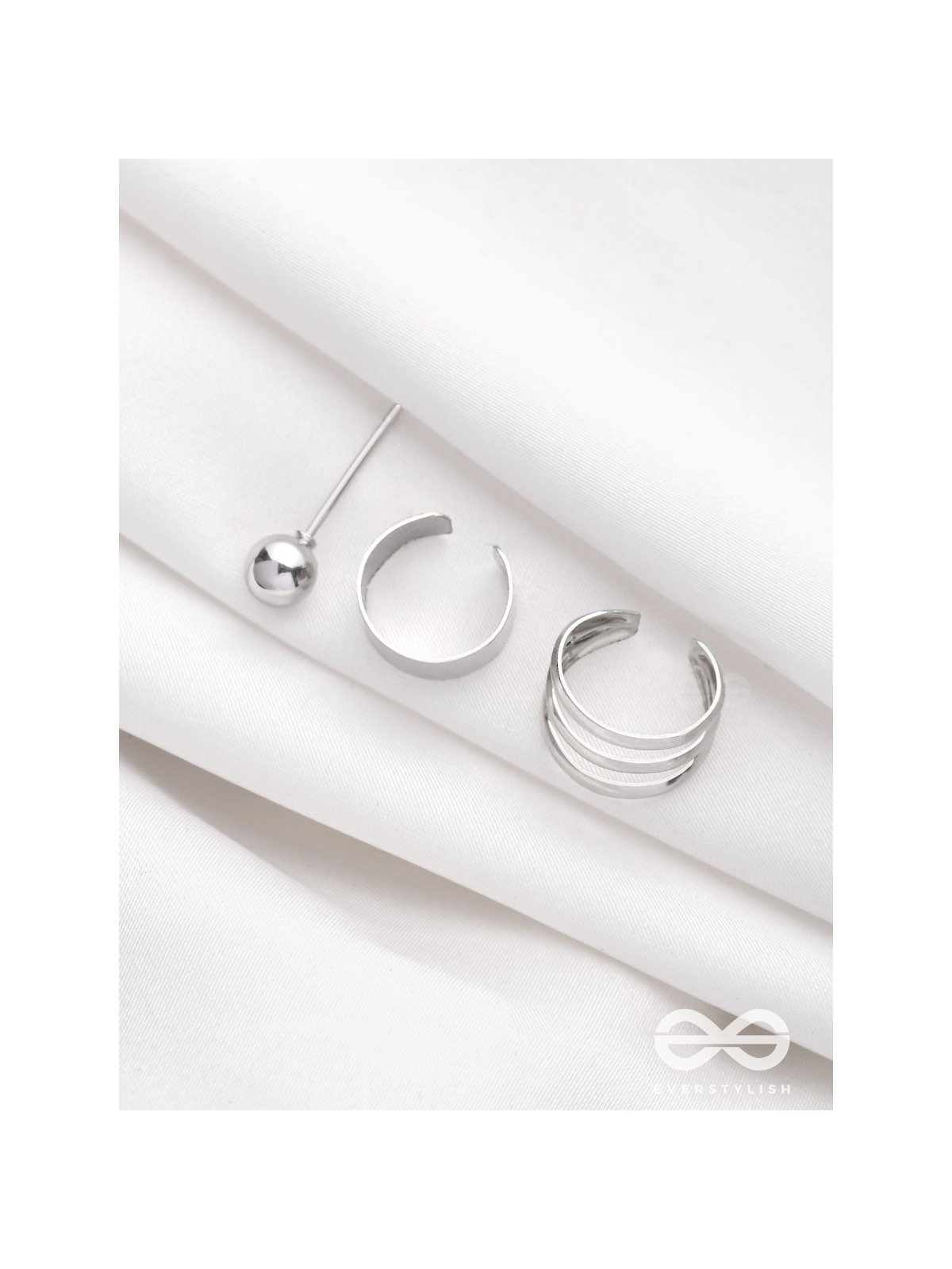 THE PERFECT TRIO -  TWO EARCUFF & ONE STUD (ONE EAR)(SILVER)