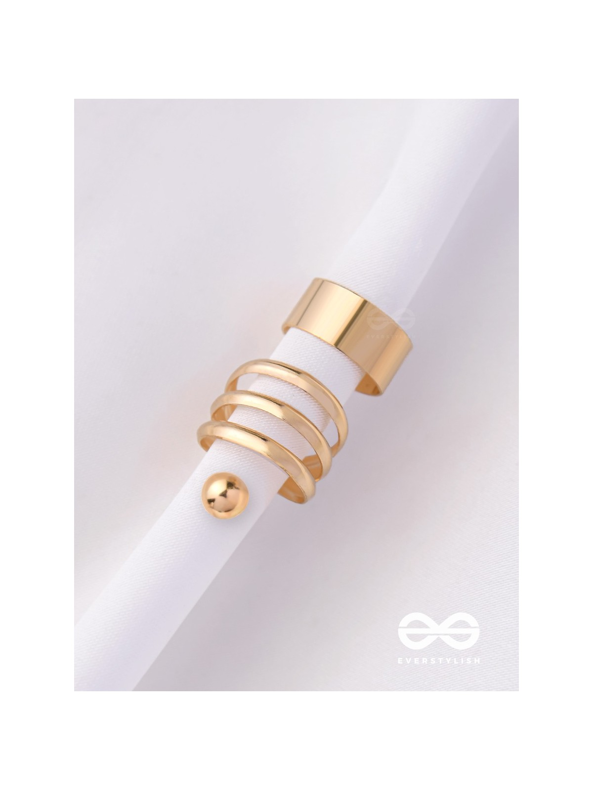 THE PERFECT TRIO - TWO EARCUFF & ONE STUD (ONE EAR) (GOLD)