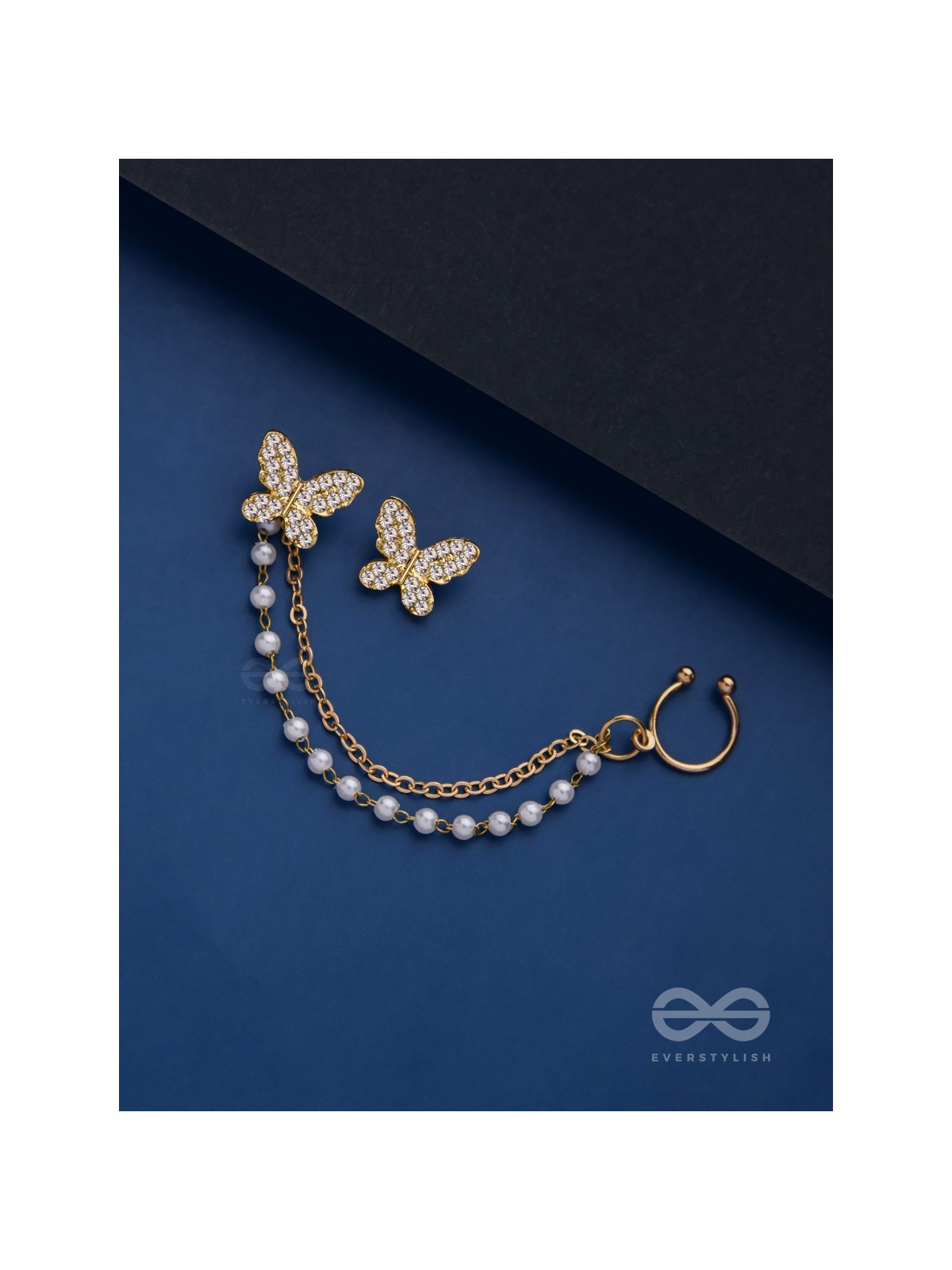 IN-FLIGHT DELIGHT - GOLDEN EAR-CUFF & STUD-EARRING