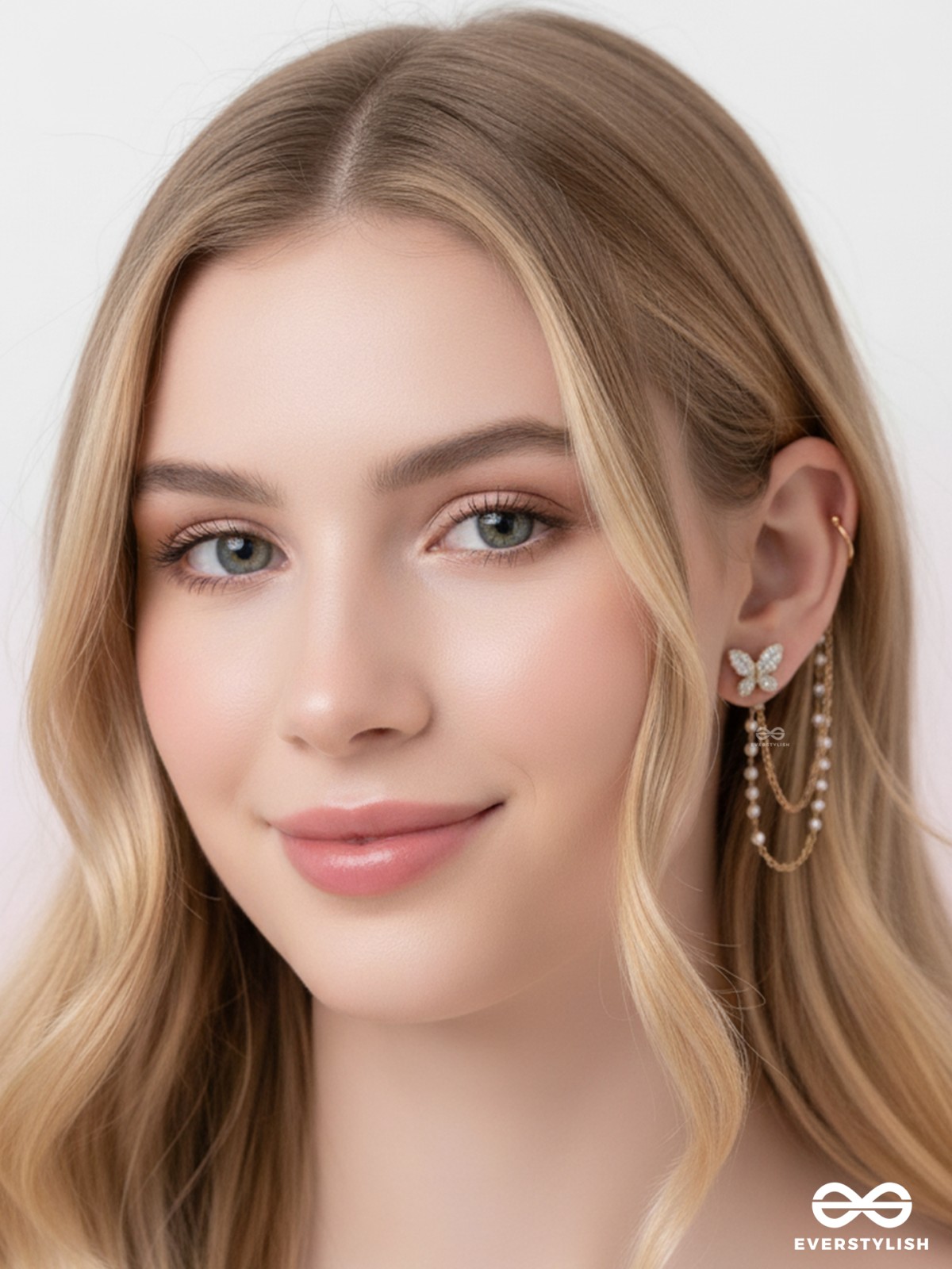 IN-FLIGHT DELIGHT - GOLDEN EAR-CUFF & STUD-EARRING