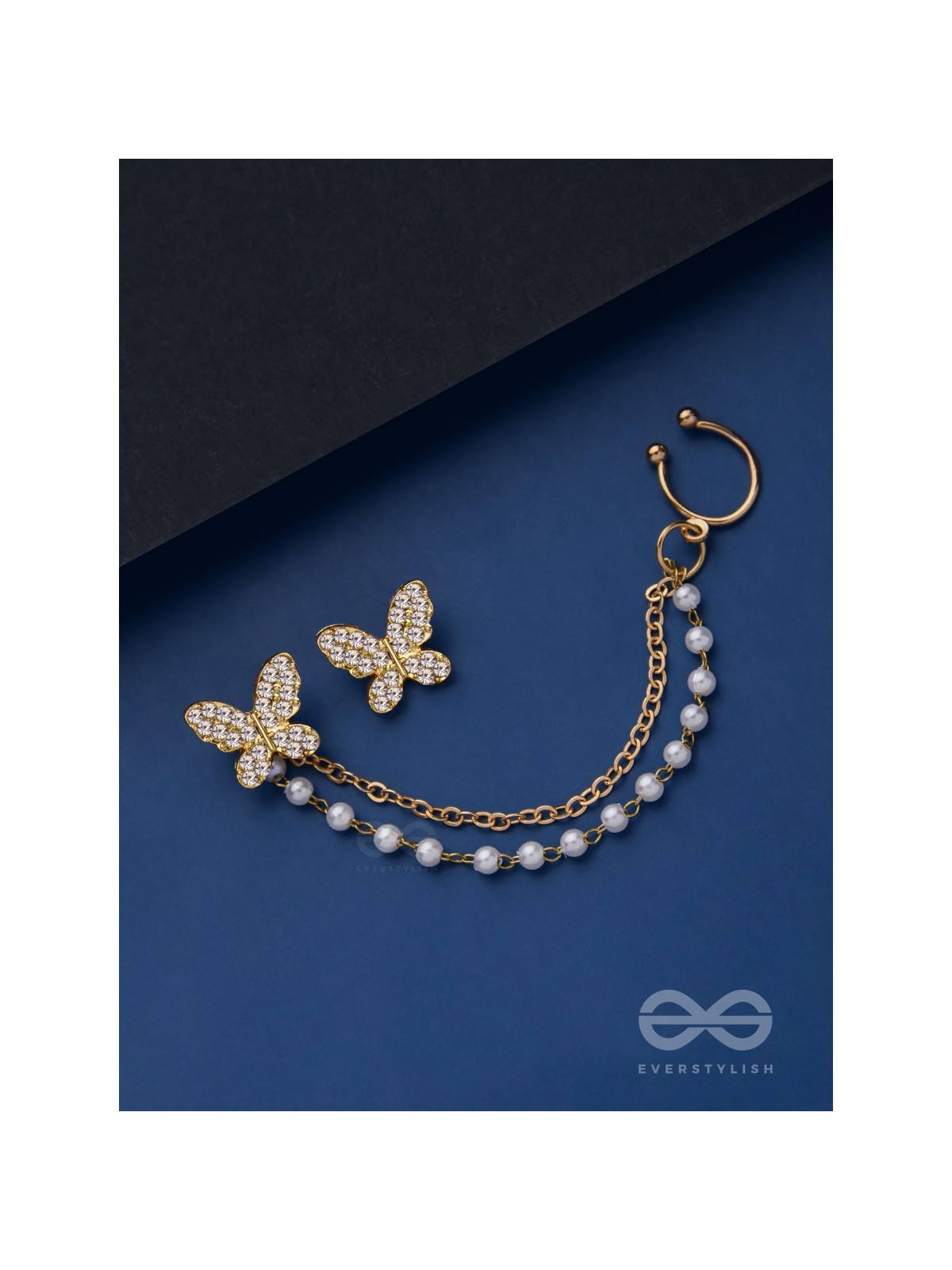 IN-FLIGHT DELIGHT - GOLDEN EAR-CUFF & STUD-EARRING