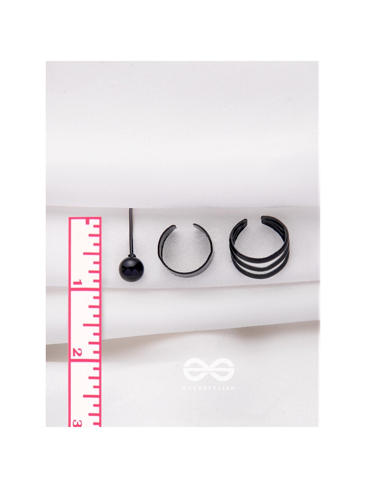 THE PERFECT TRIO - TWO EARCUFF & ONE STUD (ONE EAR) (BLACK)