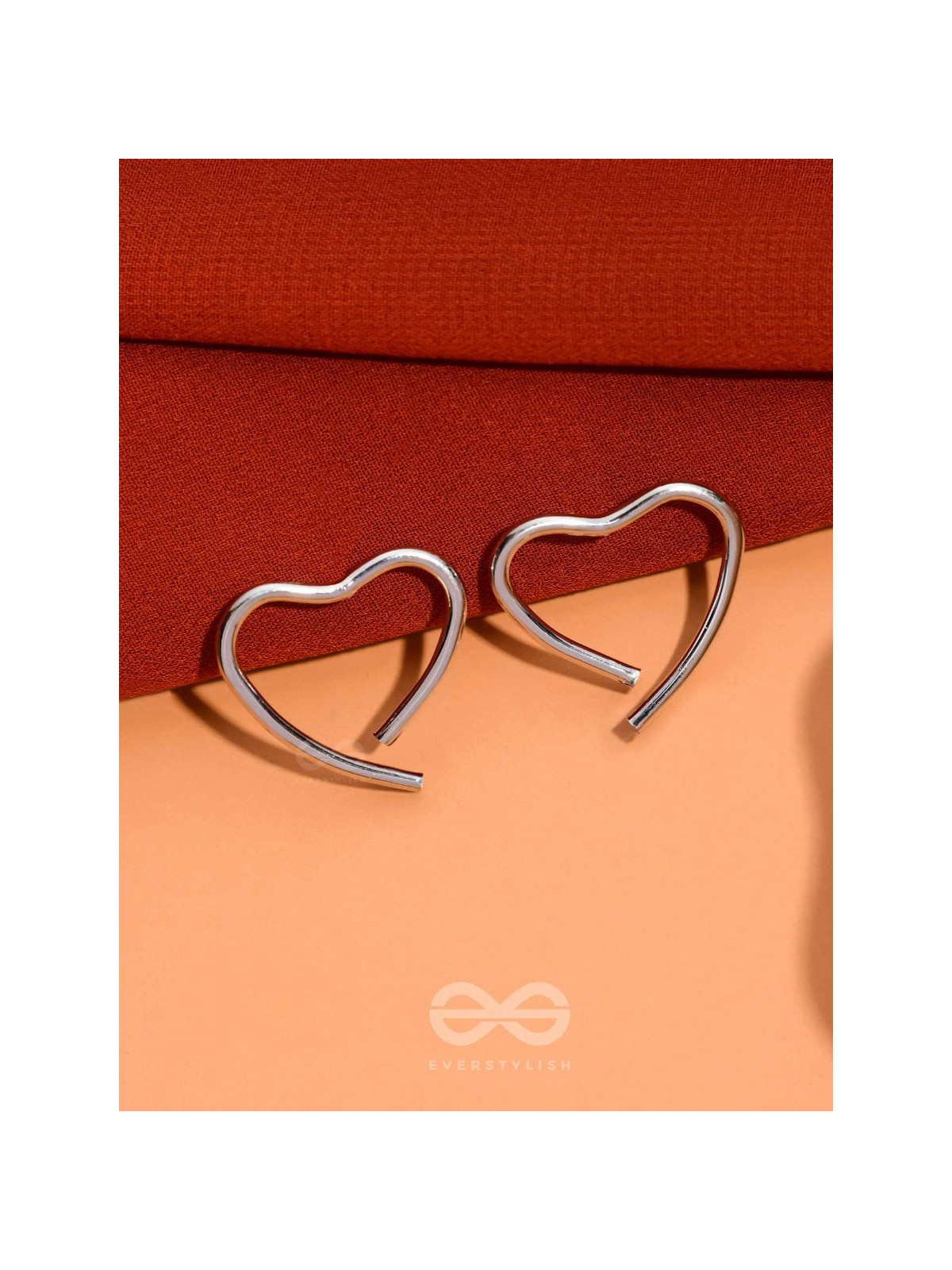 LOVE IN PROGRESS - CASUAL SILVER STUDS