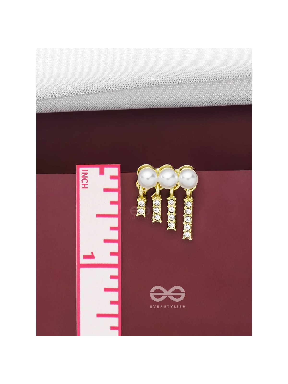 SWINGIN IN WIND - GOLDEN PEARL EARRINGS