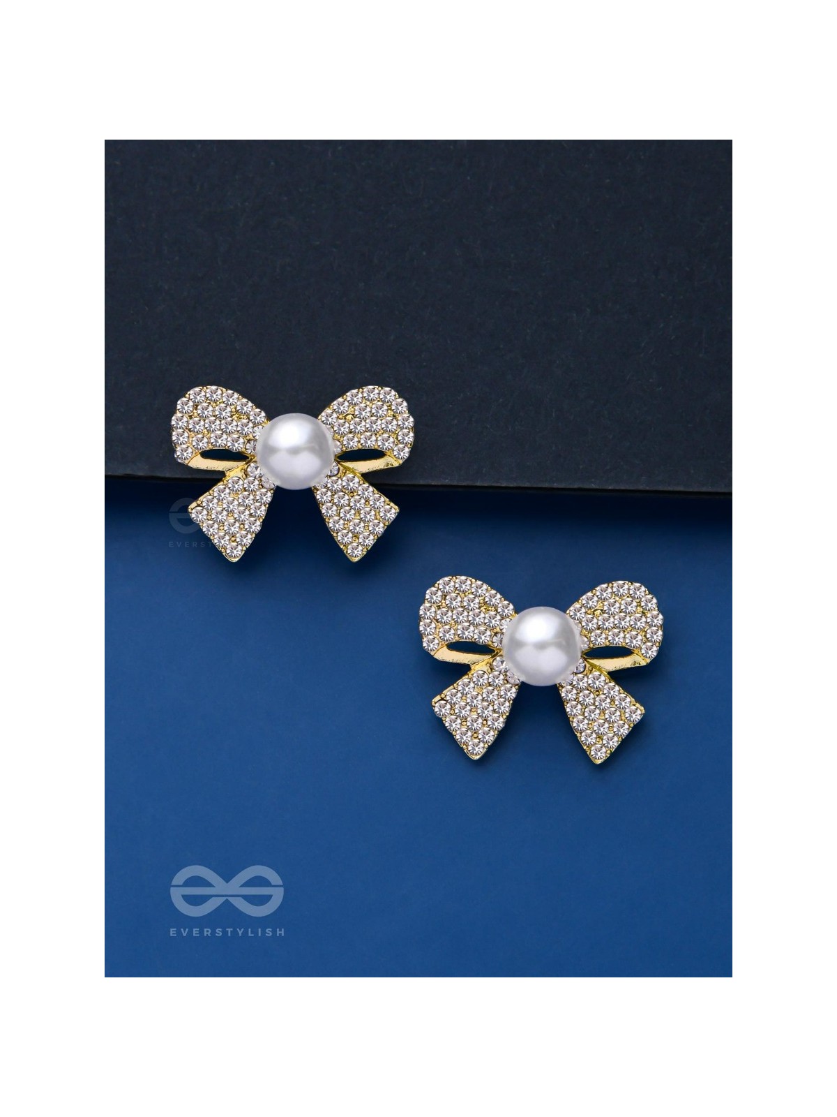 KNOT-A-LOT - GOLDEN PEARL SPARKLING STUDS