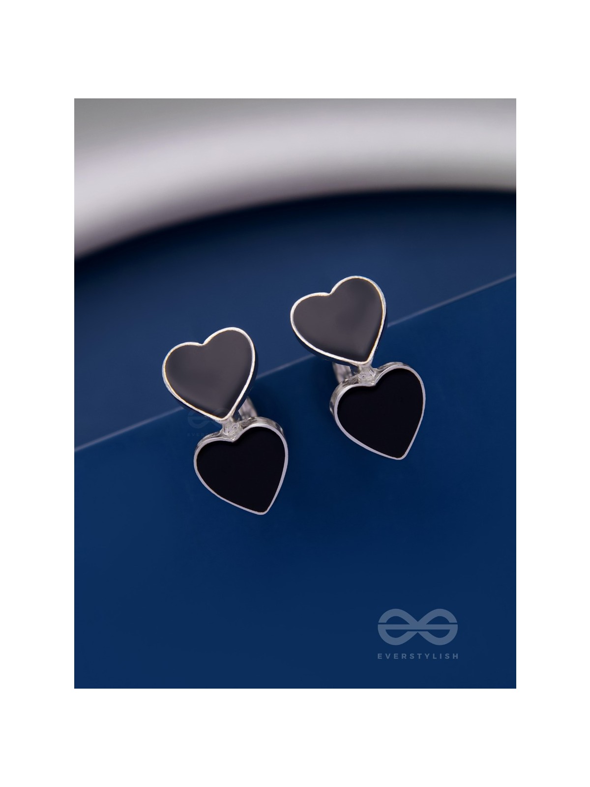 FLINGIN' LOVEY-DOVEY  - BLACK ENAMELLED SILVER STUDS