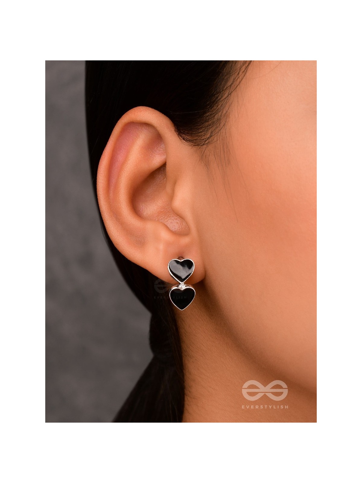 FLINGIN' LOVEY-DOVEY  - BLACK ENAMELLED SILVER STUDS
