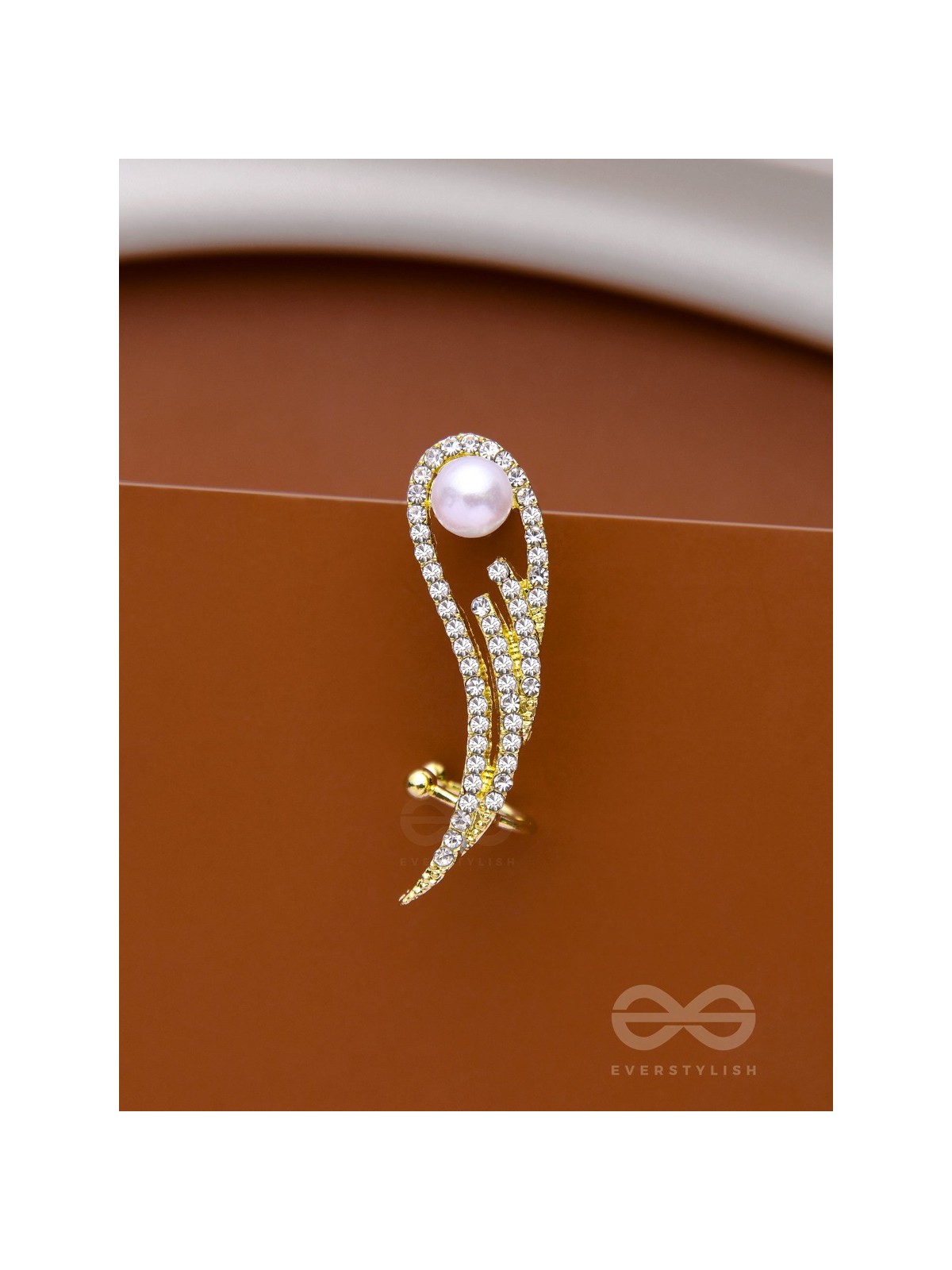 WING OF FREEDOM - GOLDEN PEARL EAR CUFF(one ear)