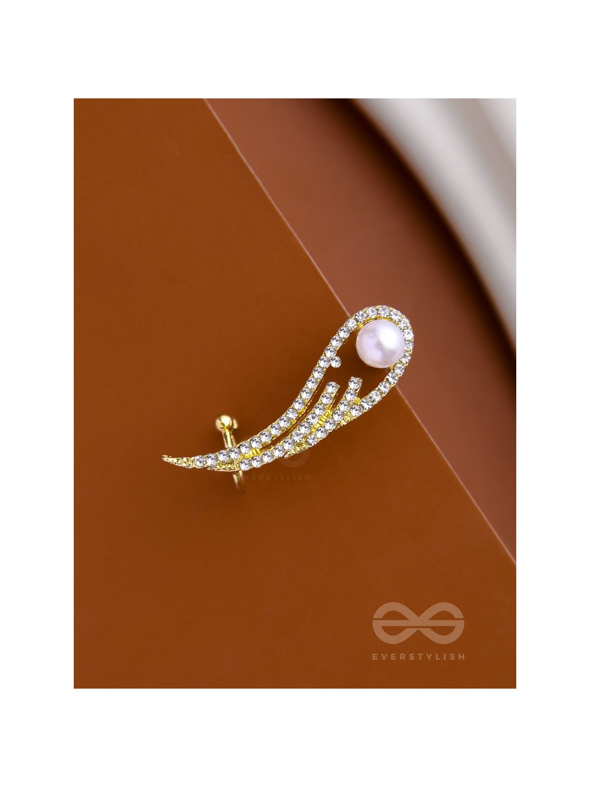 WING OF FREEDOM - GOLDEN PEARL EAR CUFF(one ear)