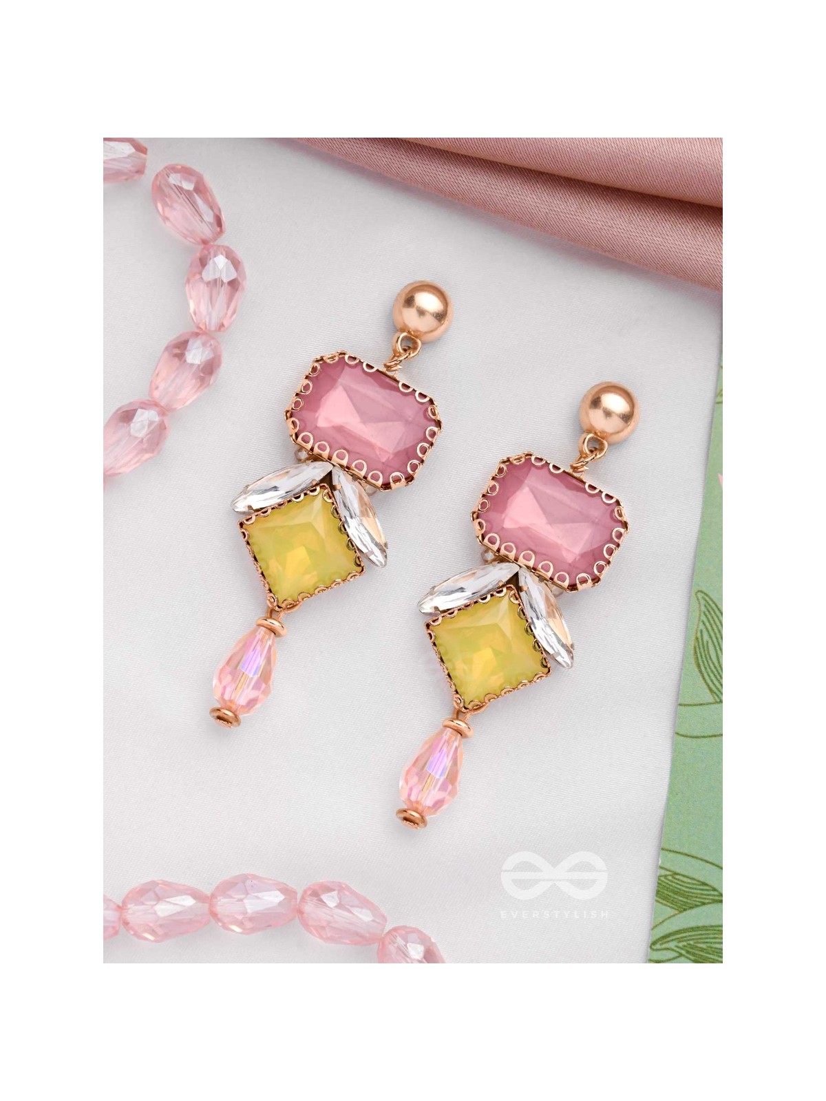 THE PLAYFUL PARADISE - CASUAL DROP EARRINGS