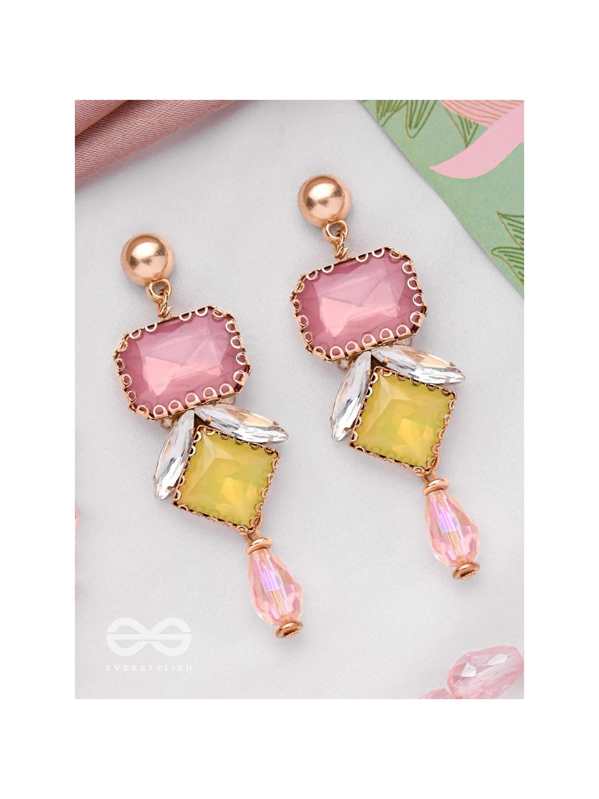 THE PLAYFUL PARADISE - CASUAL DROP EARRINGS