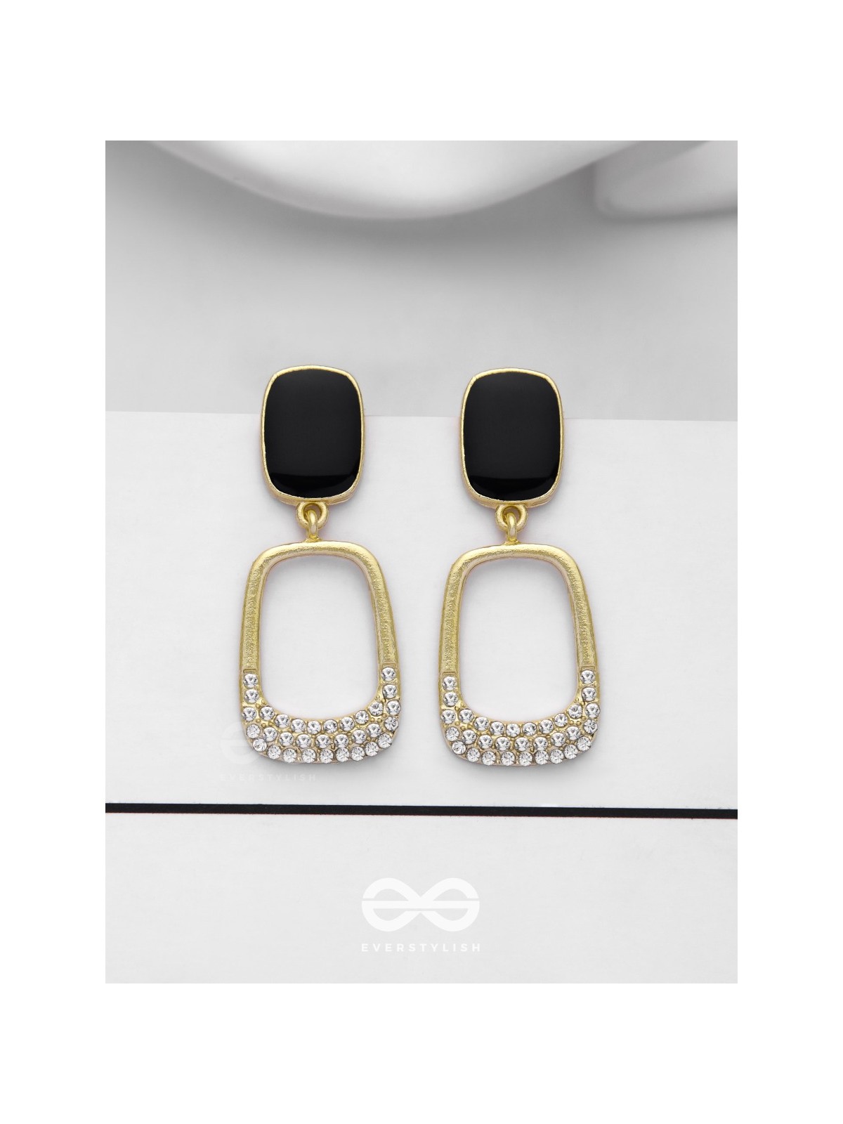 SHIMMER OF NIGHT - STATEMENT DROP EARRINGS