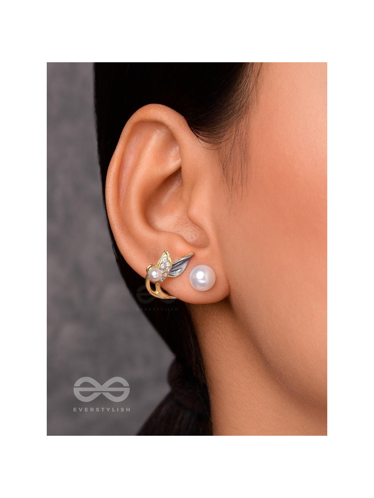 THE LEAFY MIRACLE - GOLDEN STUDS