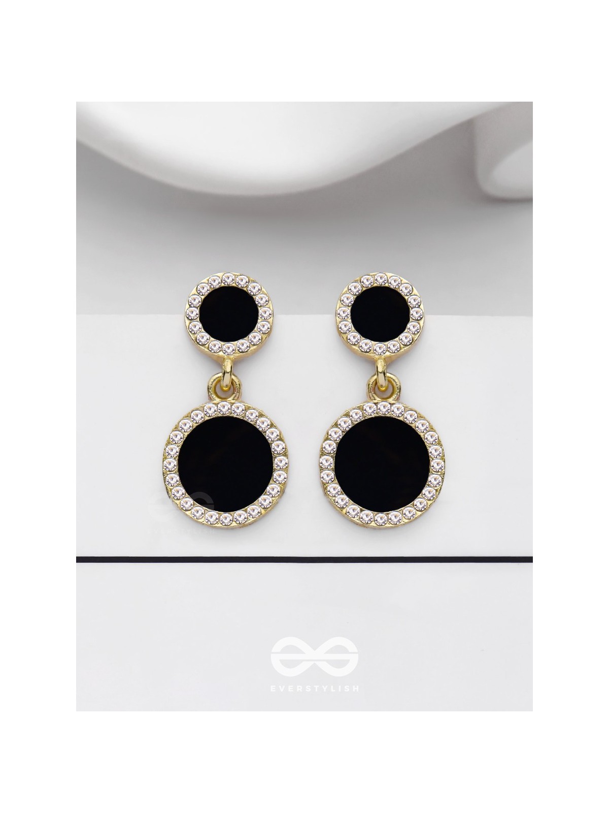 MIDNIGHT ENCHANTMENT - GOLDEN AND BLACK DROP EARRINGS