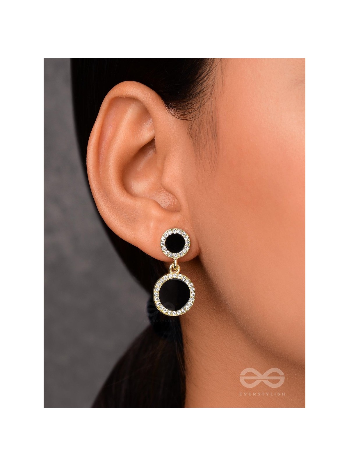 MIDNIGHT ENCHANTMENT - GOLDEN AND BLACK DROP EARRINGS