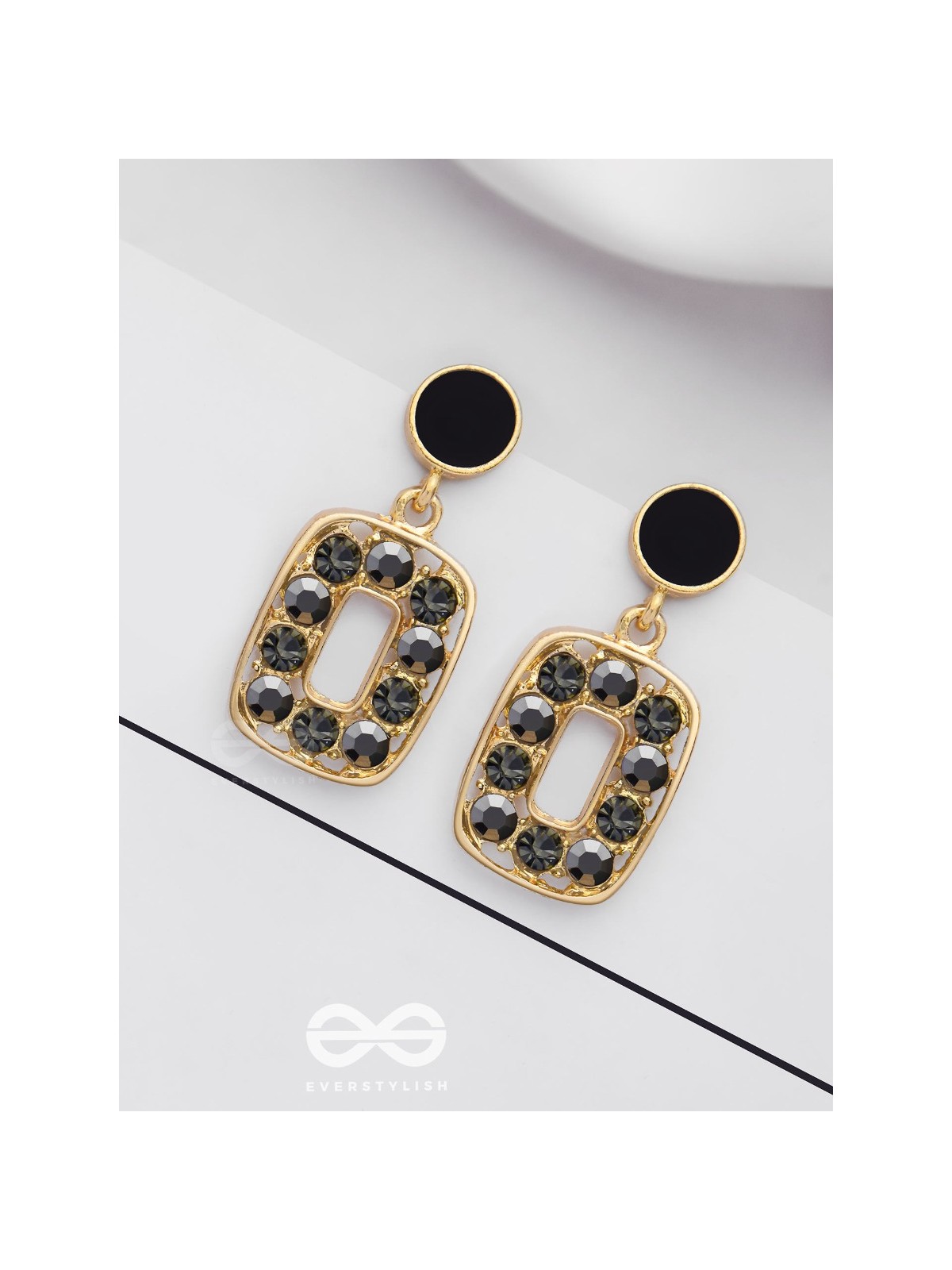 BLACKSMITH CRYSTALS - GOLDEN DROP EARRINGS