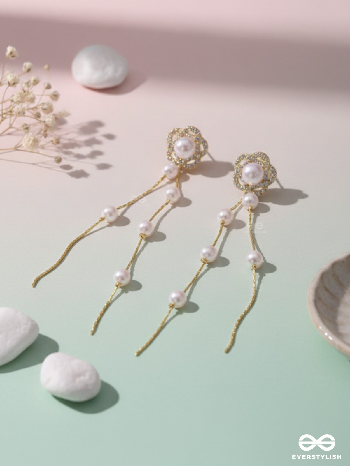 BLOOMIN HIGH - GOLDEN PEARL EAR JACKETS