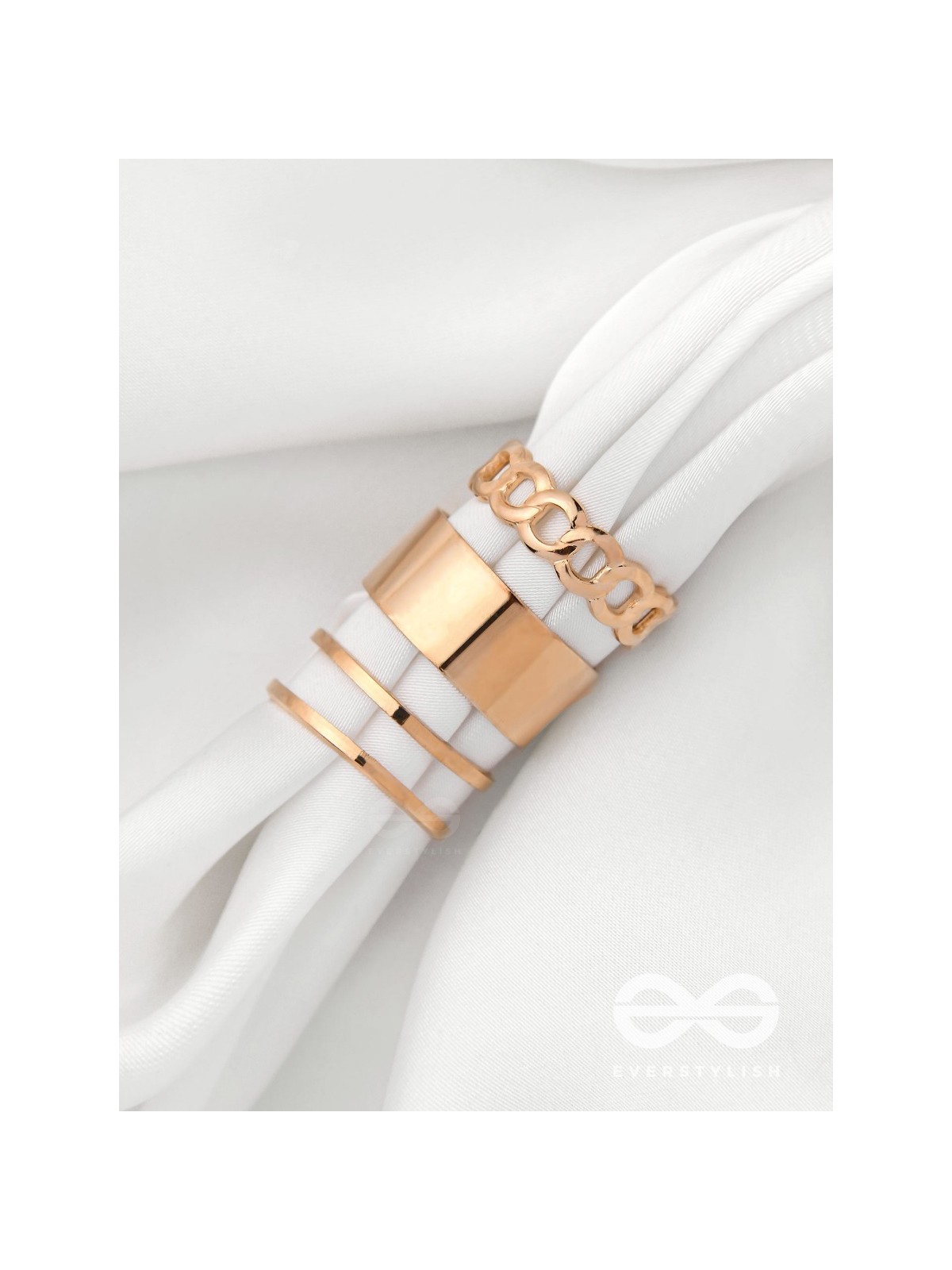 BANDS N CHAINS- SET OF 3 ADJUSTABLE GOLDEN RINGS