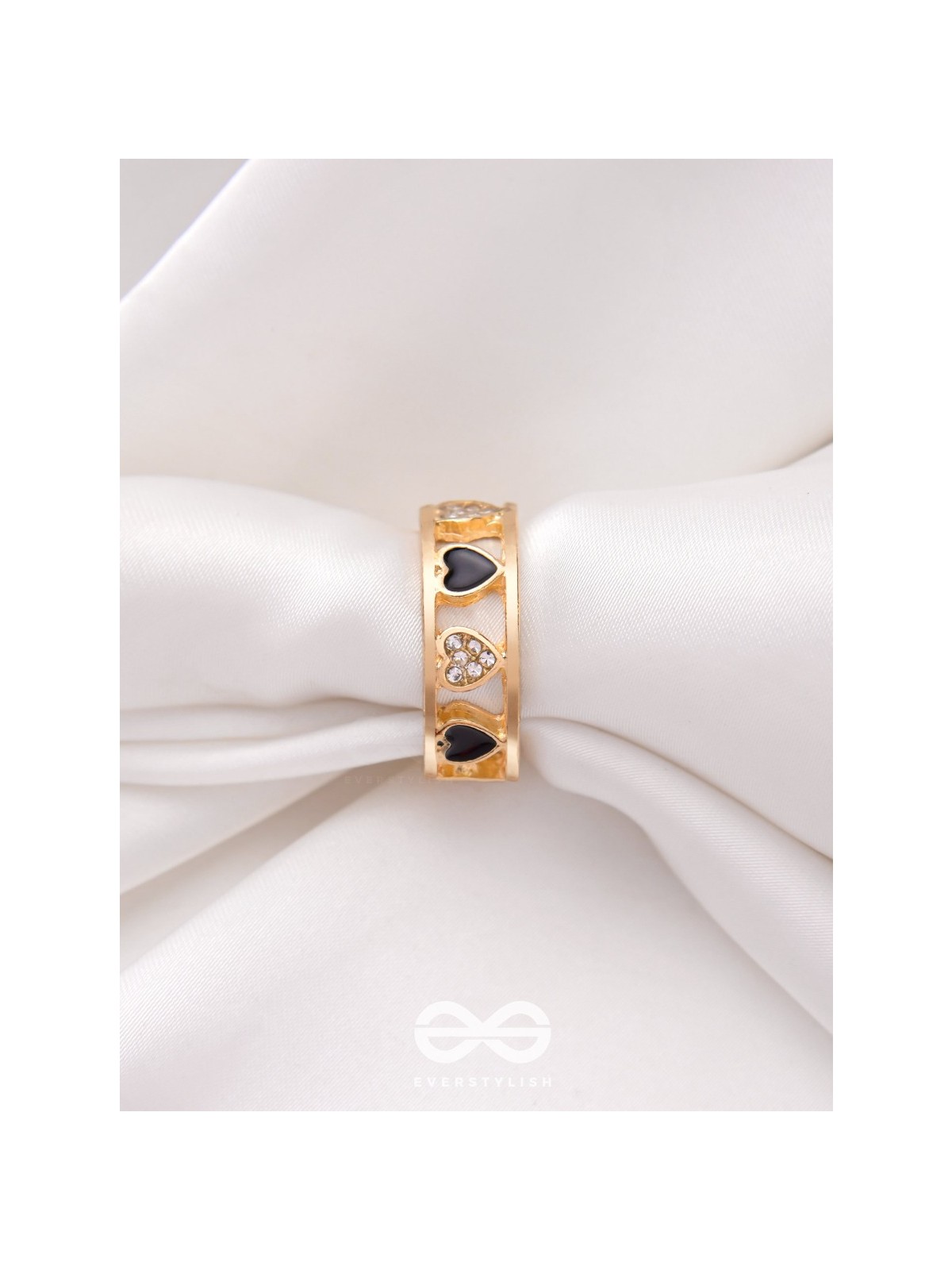 ENVELOPED IN HEARTS - GOLDEN STATEMENT RING (BLACK)