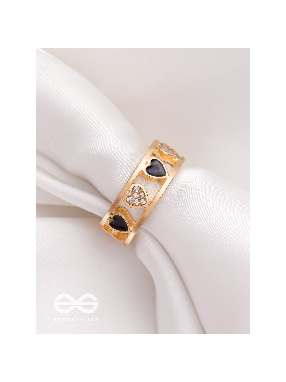 ENVELOPED IN HEARTS - GOLDEN STATEMENT RING (BLACK)