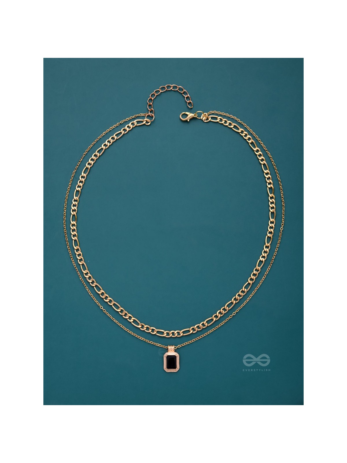 OUT OF THE DARK - BLACK MULTILAYERED NECKPIECE