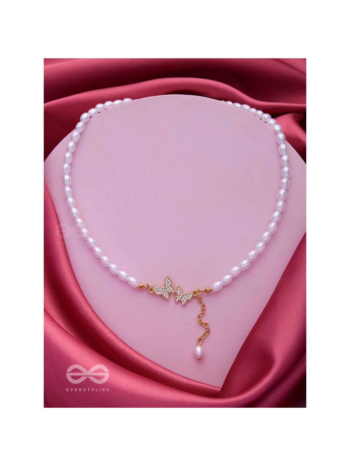 TWO TINY AVIATORS - GOLDEN PEARL NECKPIECE